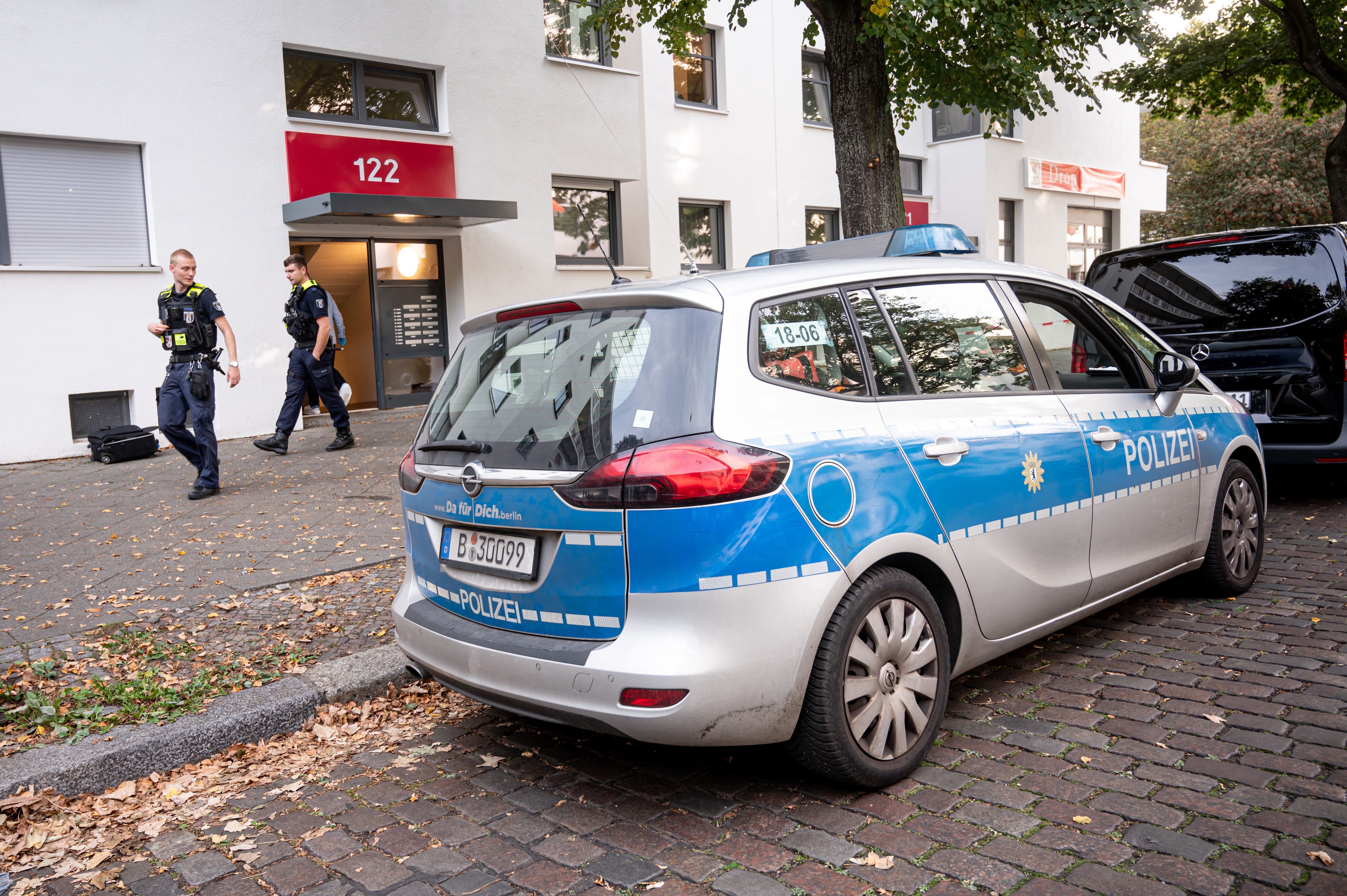 Brustkrebs-Drama in Berlin vor Gericht: Mutter ertränkt Sohn, Ehemann will weiter zu ihr halten