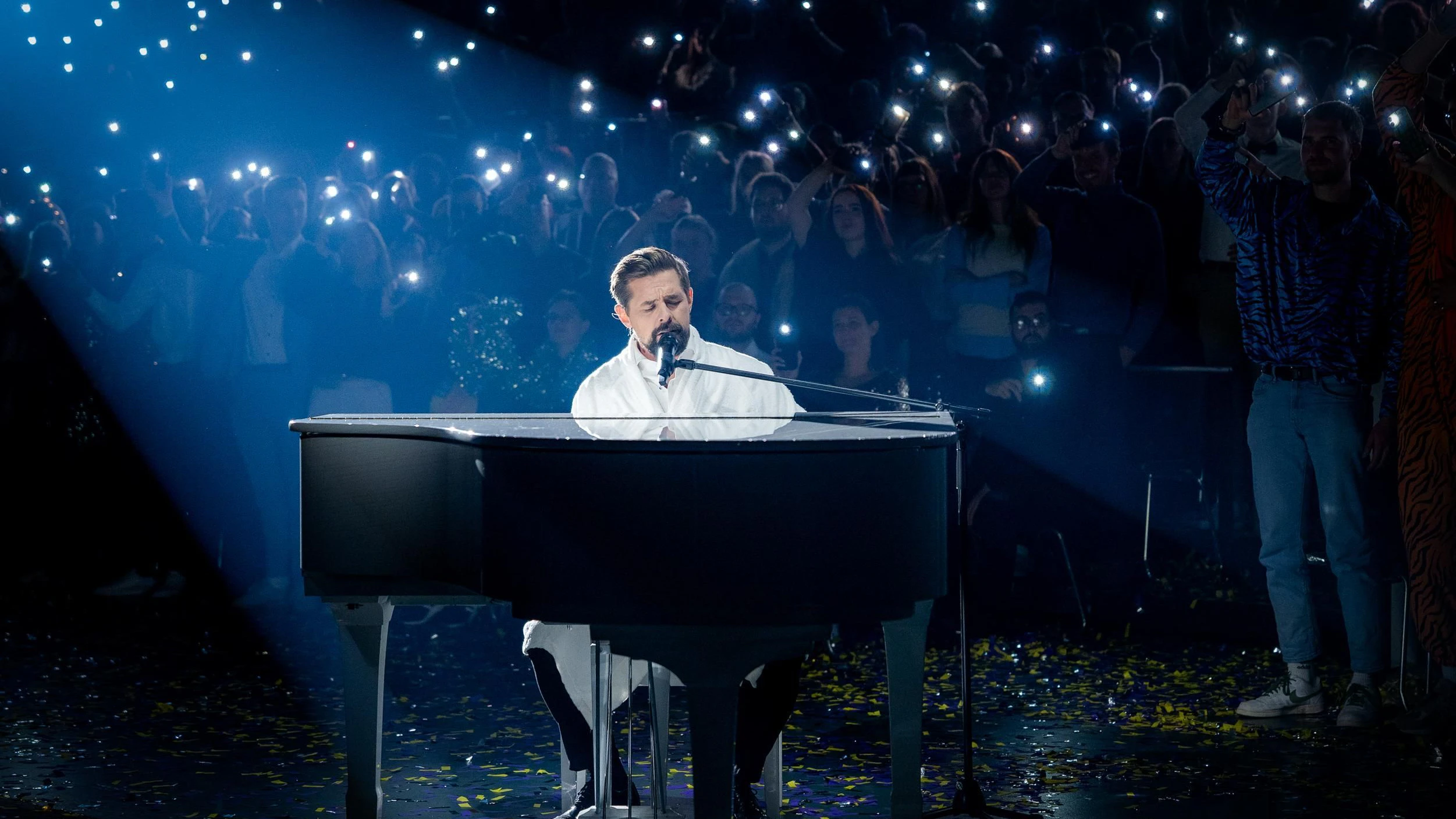 Klaas Heufer-Umlauf stellt bei „Wer stiehlt mir die Show?“ auch seine Gesangskünste unter Beweis.