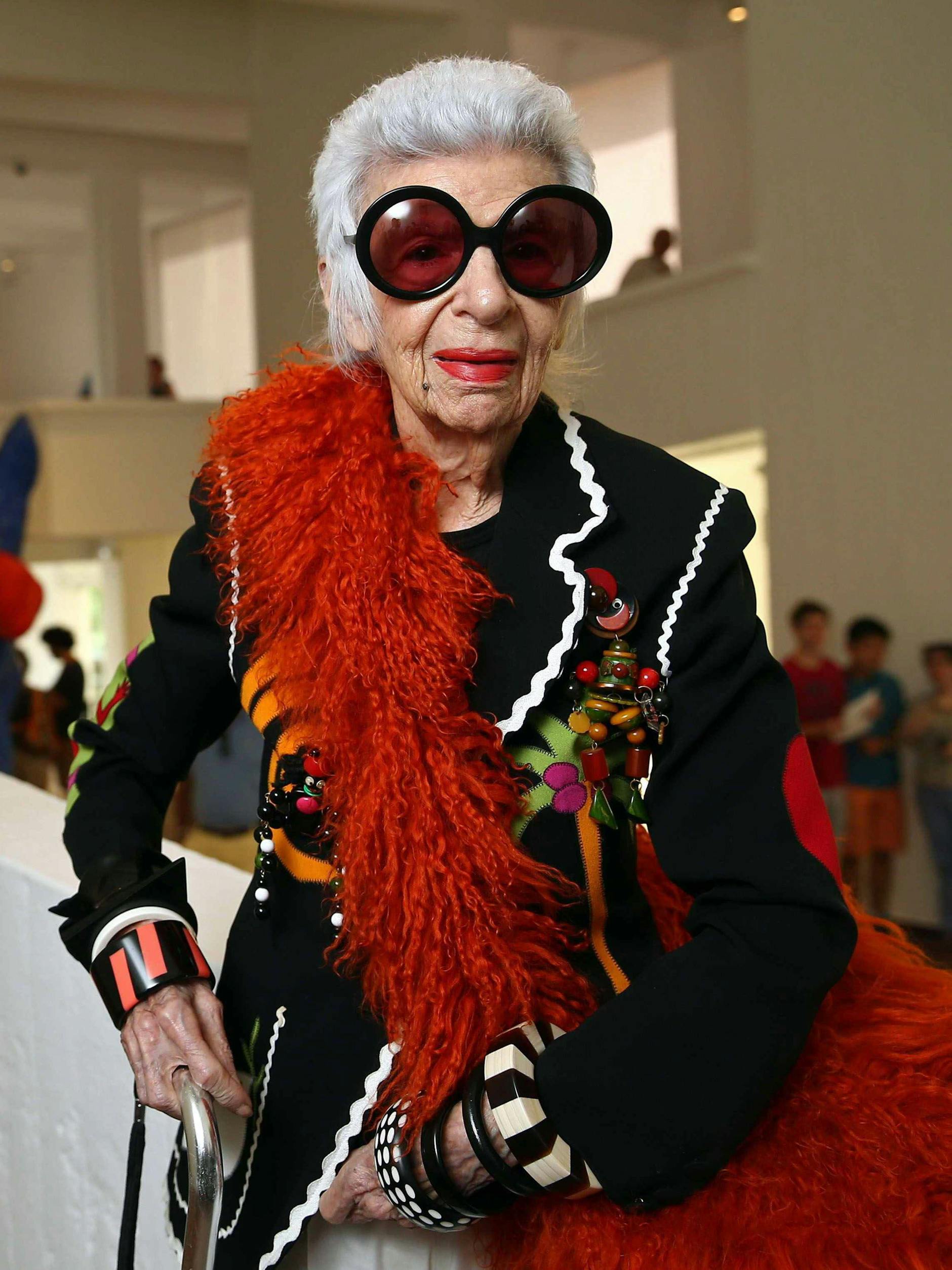 US-Designerin und Mode-Ikone Iris Apfel bei der Modemesse Barcelona Fashion.