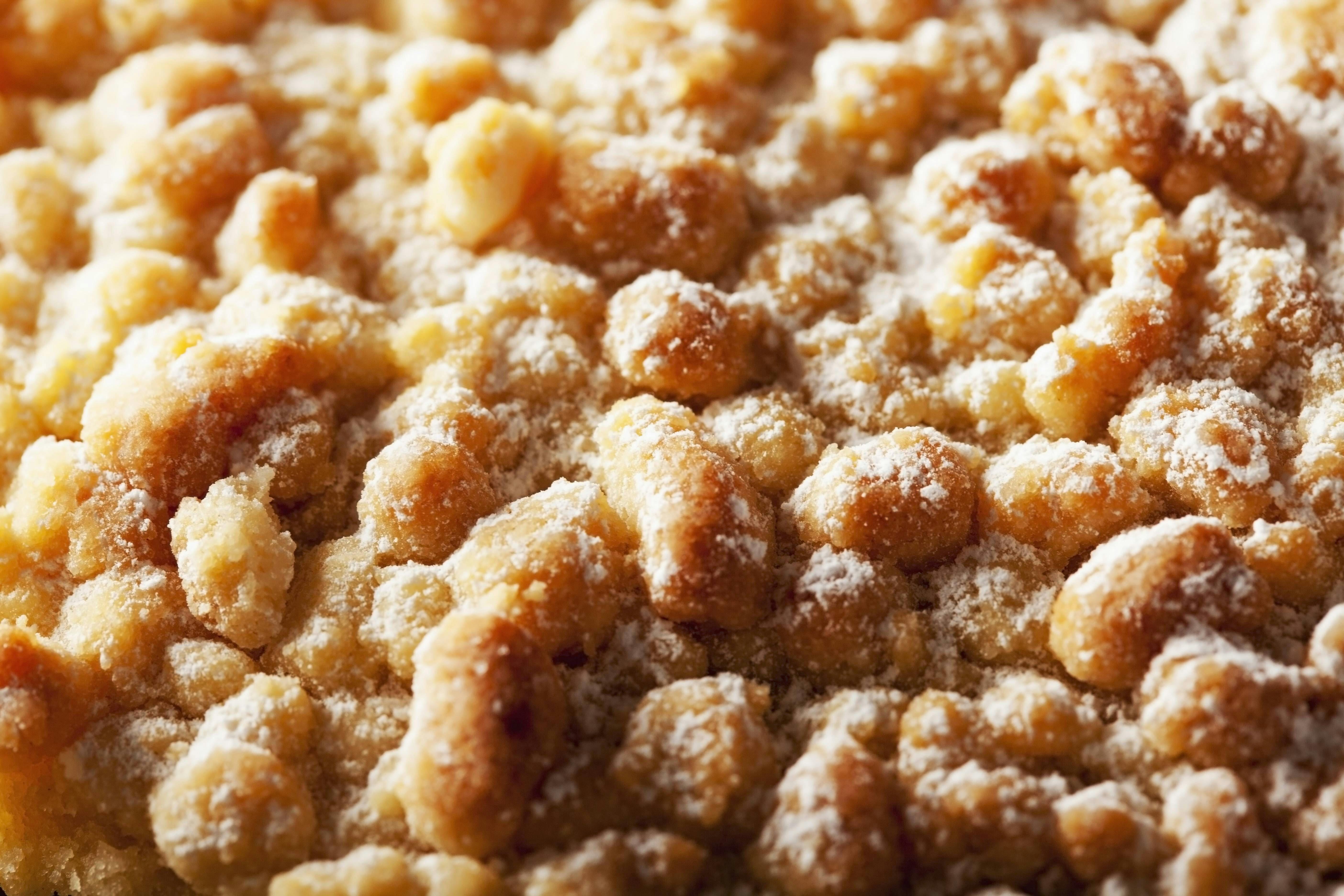 Omas Rezept für Prasselkuchen: So backen Sie den Blitz-Kuchen aus der DDR Omas Rezept für Prasselkuchen: So backen Sie den Blitz-Kuchen aus der DDR