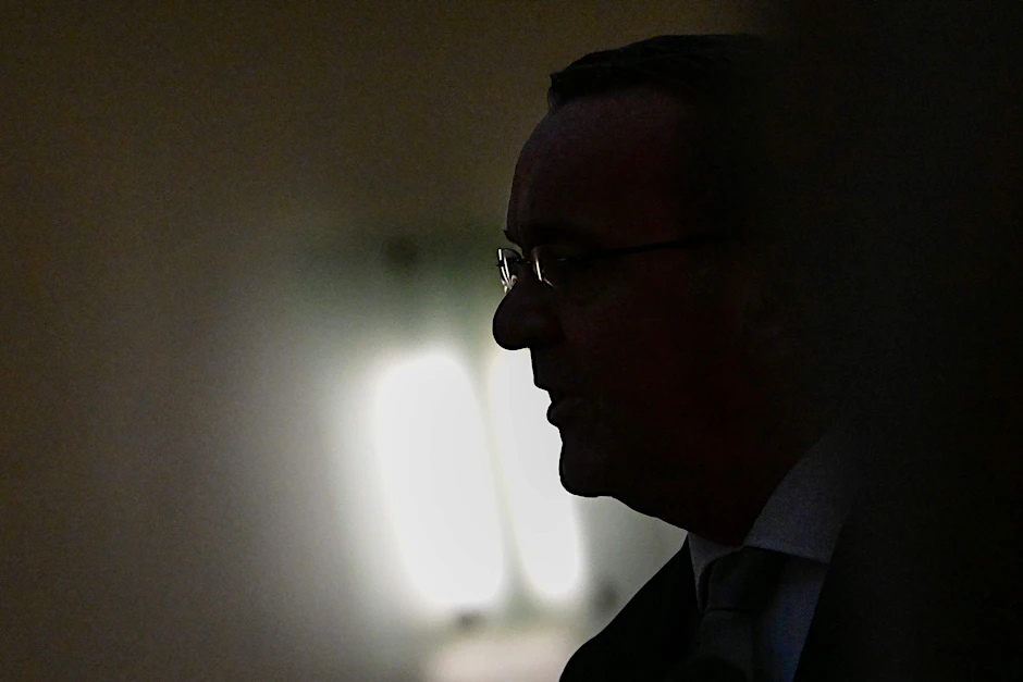 Bundesverteidigungsminister Boris Pistorius bei seinem Statement am Sonntag in Berlin.