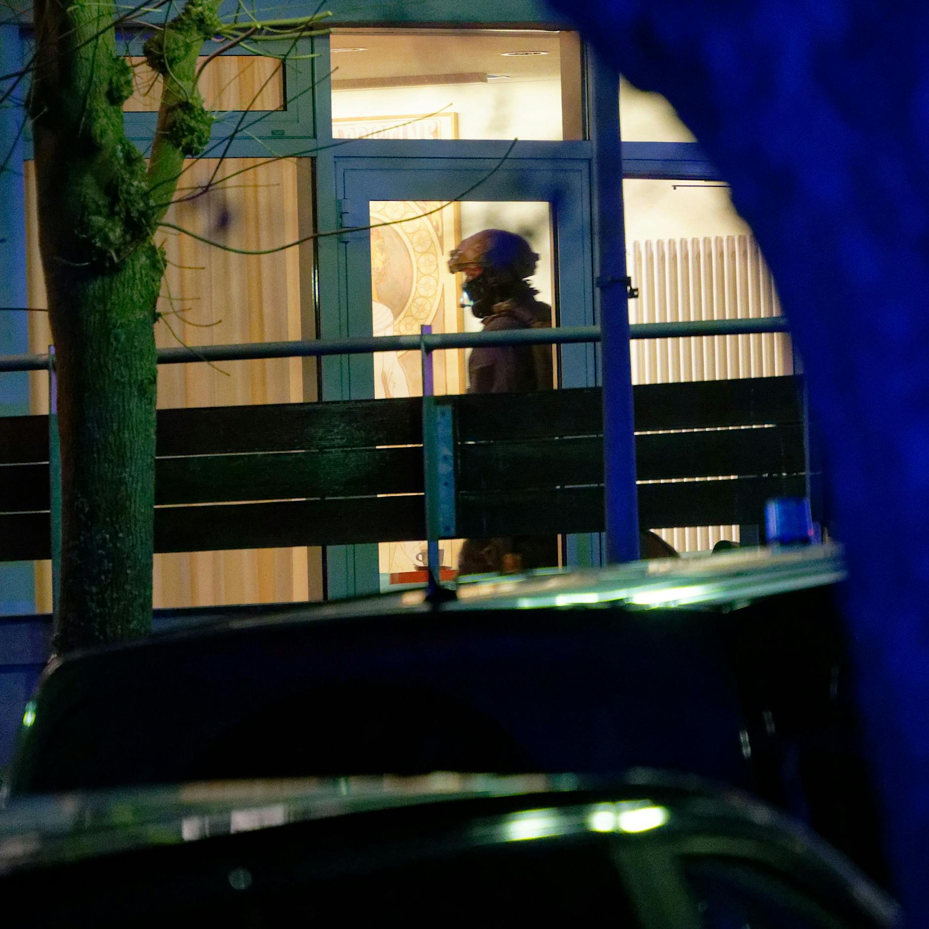 Aachener Krankenhaus: Frau nach 6 Stunden von der Polizei überwältigt