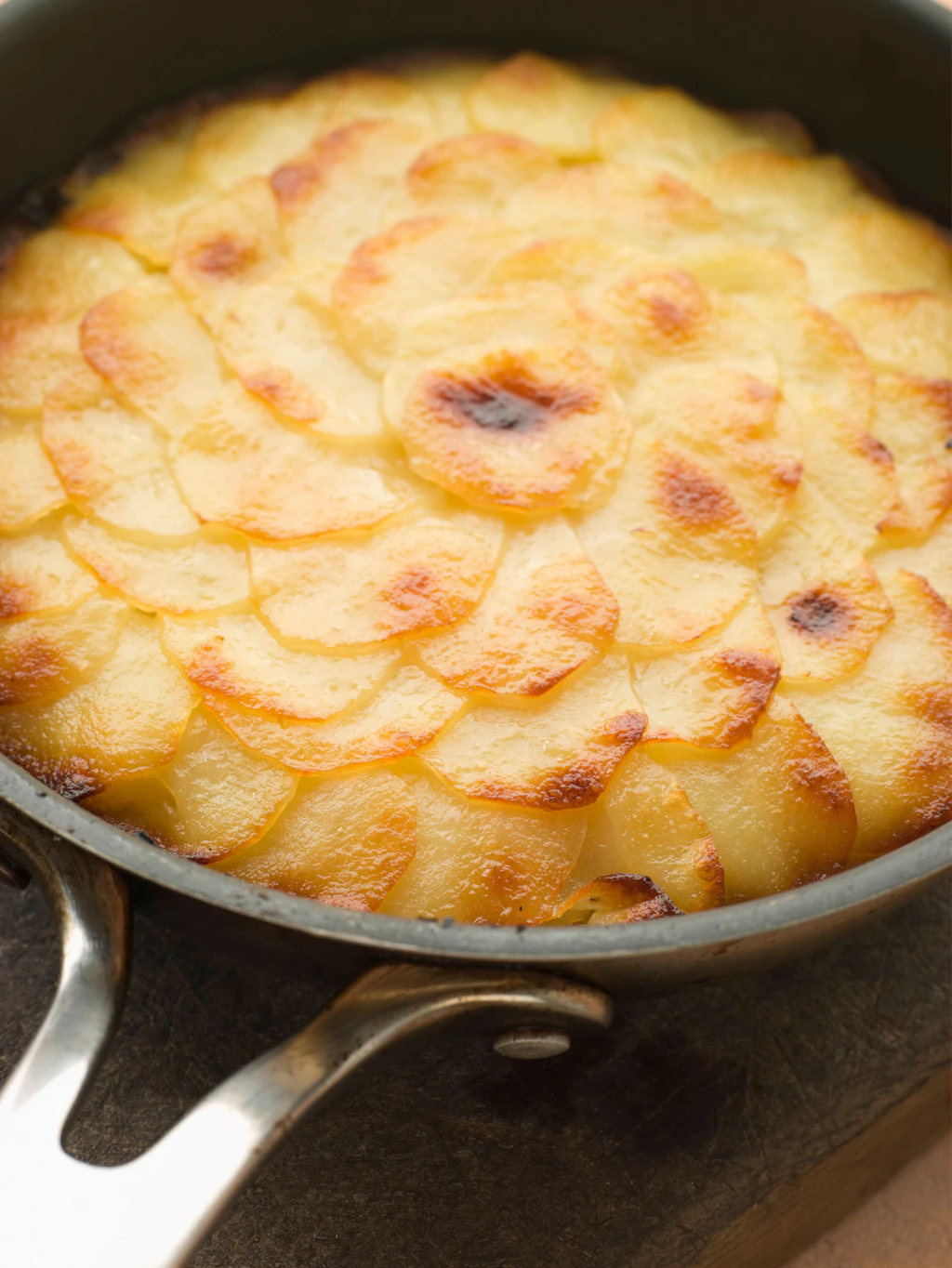 Rezept für Kartoffeln: Kennen Sie „Pommes Anna“? Toller Auflauf aus drei Zutaten!