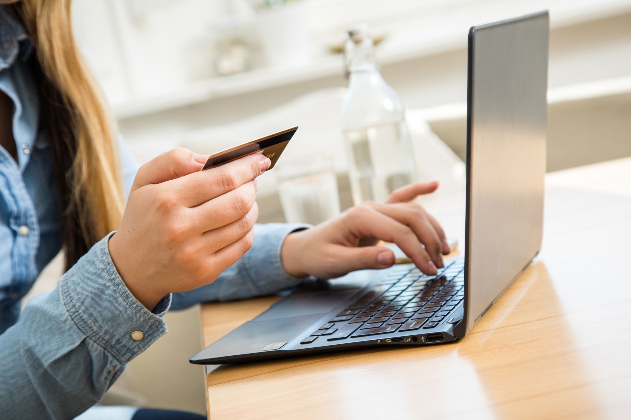 Image - Online-Shopping: Verbraucherzentrale Berlin warnt vor Fakeshops und Bezahlmethoden wie „buy now, pay later“