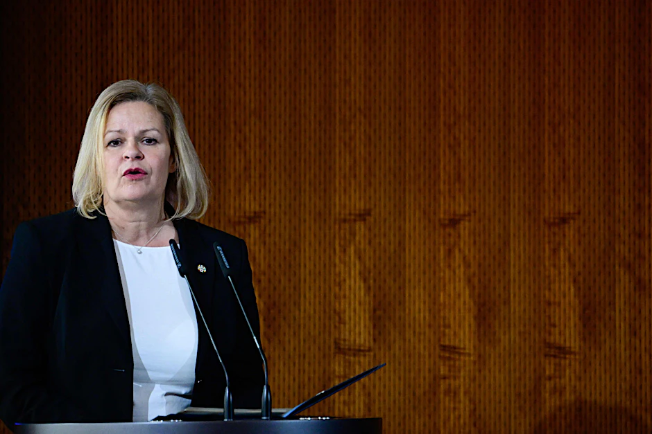 „Wir sind eine starke Demokratie“, sagt Innenministerin Nancy Faeser (SPD).