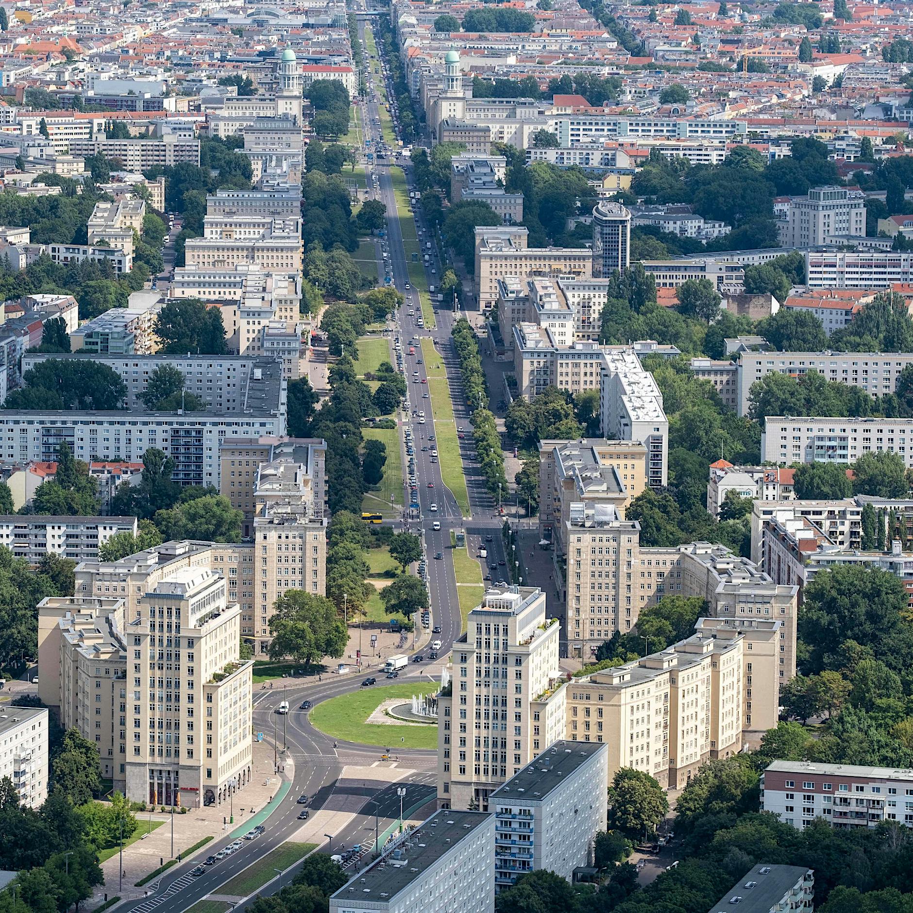 Wohnungskrise in Berlin: Mieter zahlen im Schnitt rund 80 Prozent zu viel – trotz Mietpreisbremse