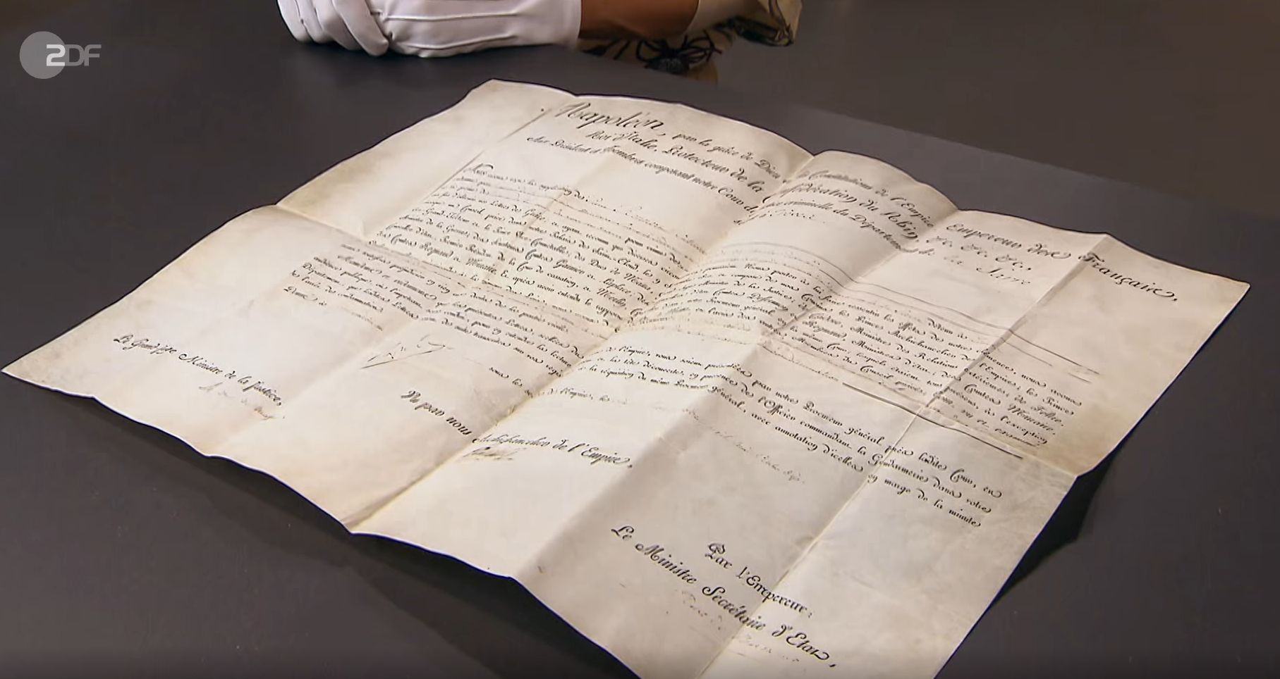 Historische Sensation: Bieterschlacht der „Bares für Rares“-Händler um Feldherren-Urkunde