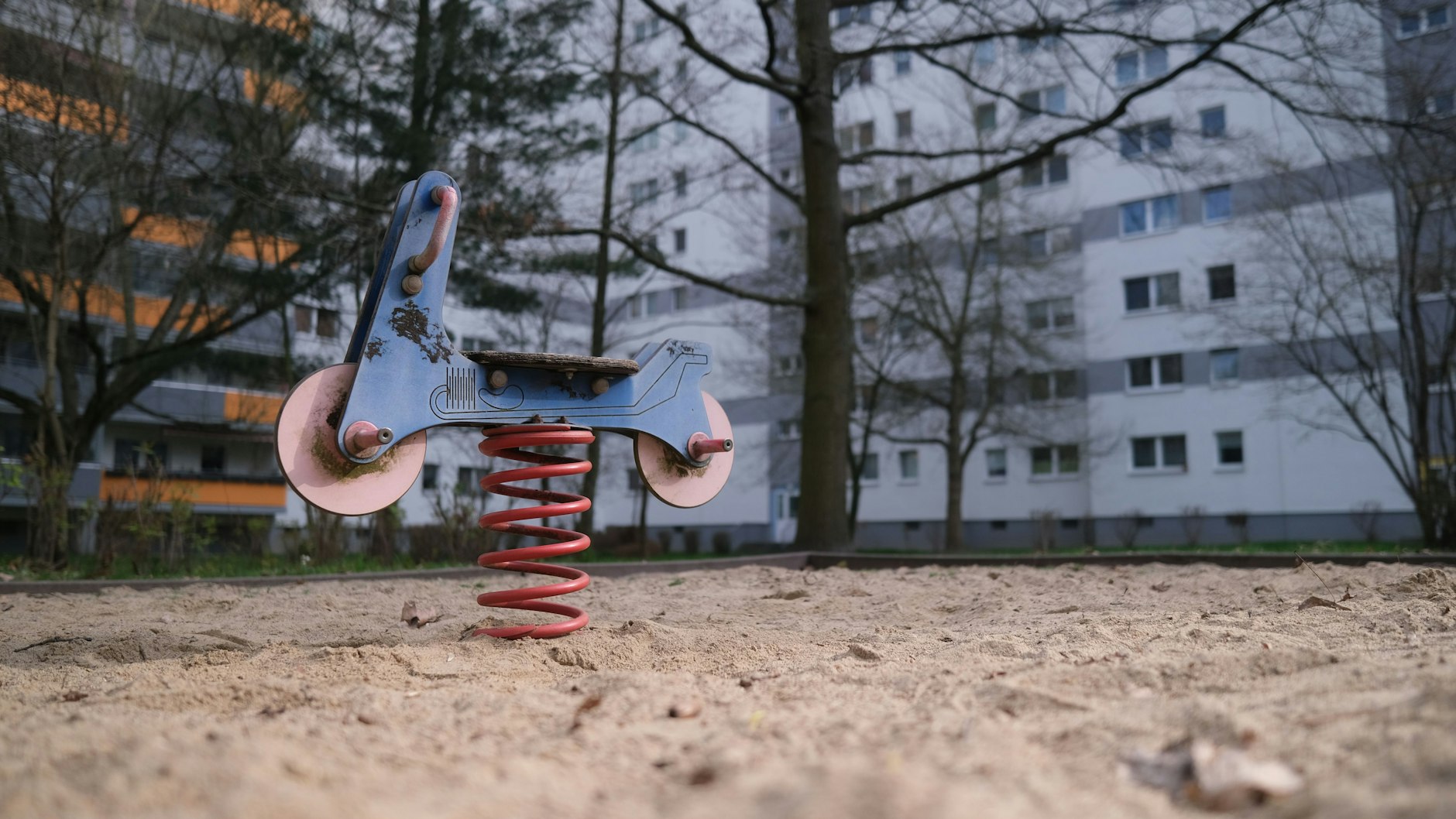 In diesem Haus in der Wiecker Straße tötete Danny J. seinen erst drei Monate alten Sohn.