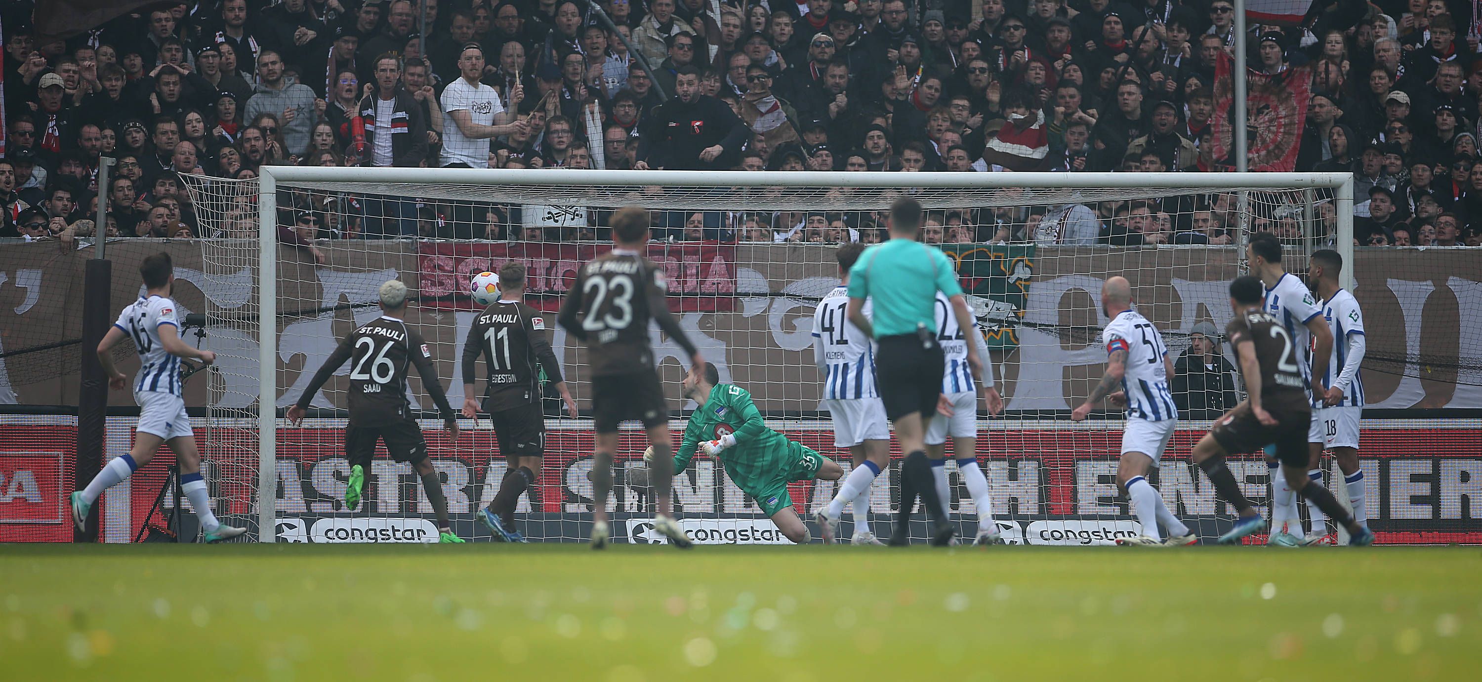 Hertha BSC verliert 0:2: Erst Doppelschreck, dann Aufstiegsträume ganz schnell weg