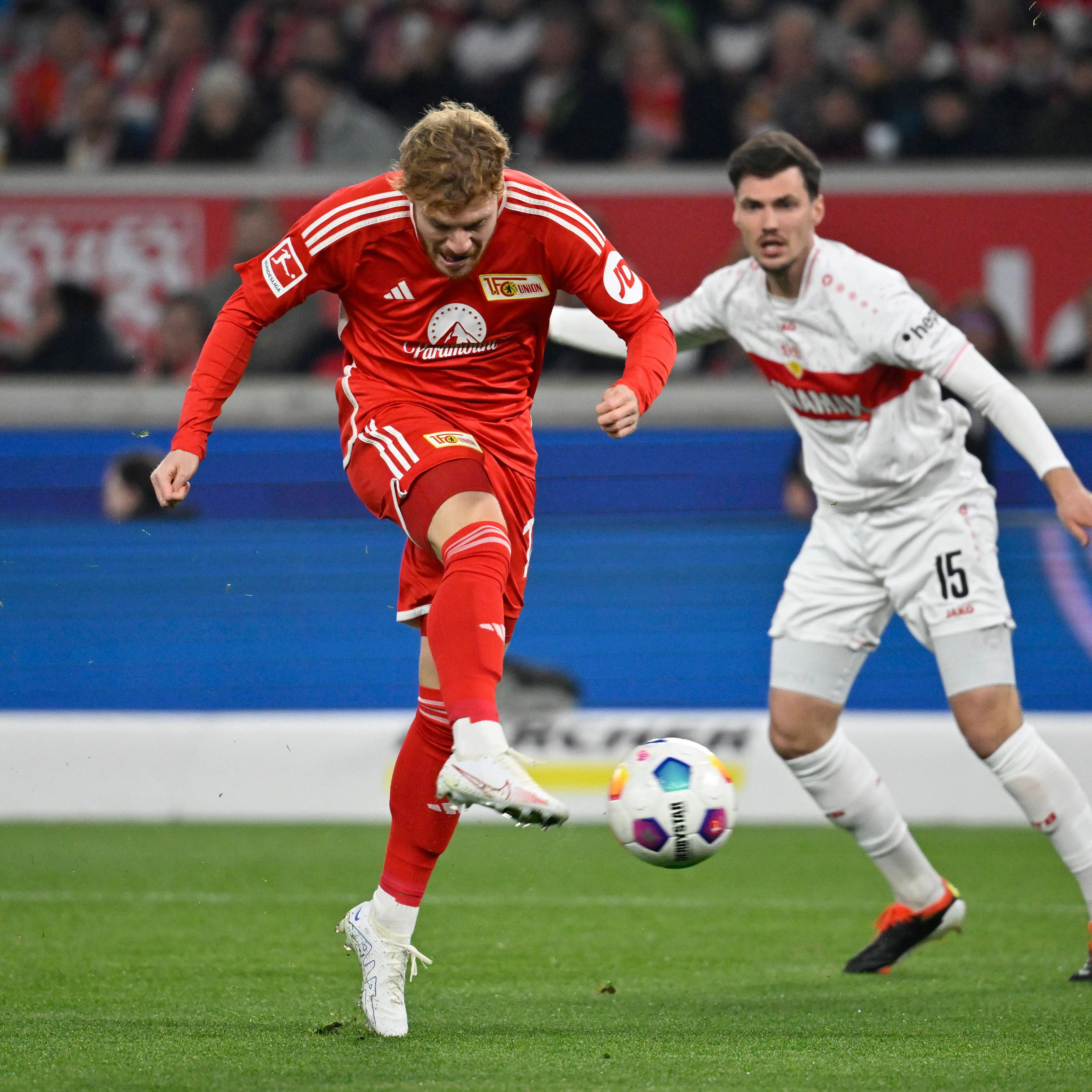 Unions neuer Stürmer Yorbe Vertessen hatte in Stuttgart in der 3. Minute das 1:0 auf dem Fuß, doch er schoss knapp neben das Tor.