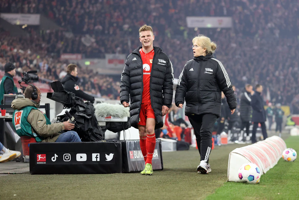 1. FC Union Berlin: Profesyoneller kızıl seli durdurmalı