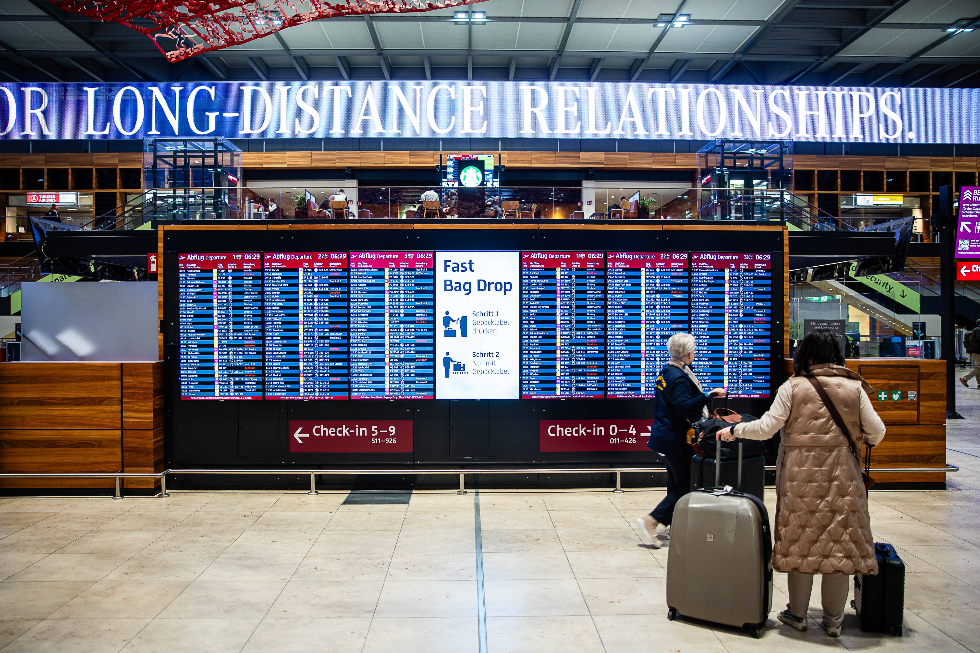 Image - Für Donnerstag: Verdi ruft zu Streiks an Flughäfen auf – auch der BER betroffen