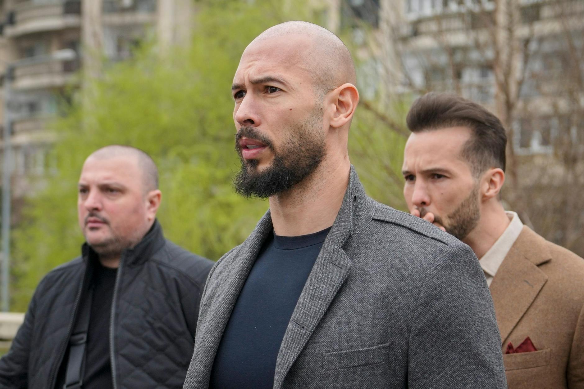 Andrew Tate und sein Bruder Tristan wurden erneut festgenommen.