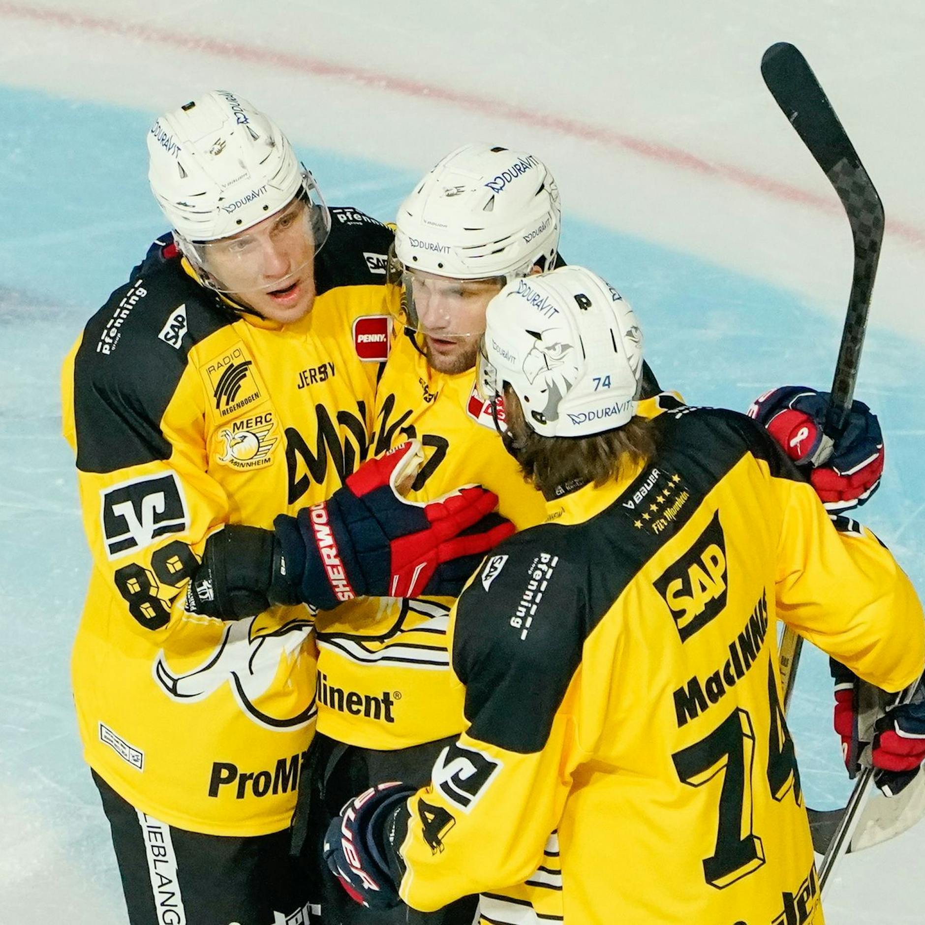 Image - Berlin wartet:Adler Mannheim zieht ins DEL-Viertelfinale ein