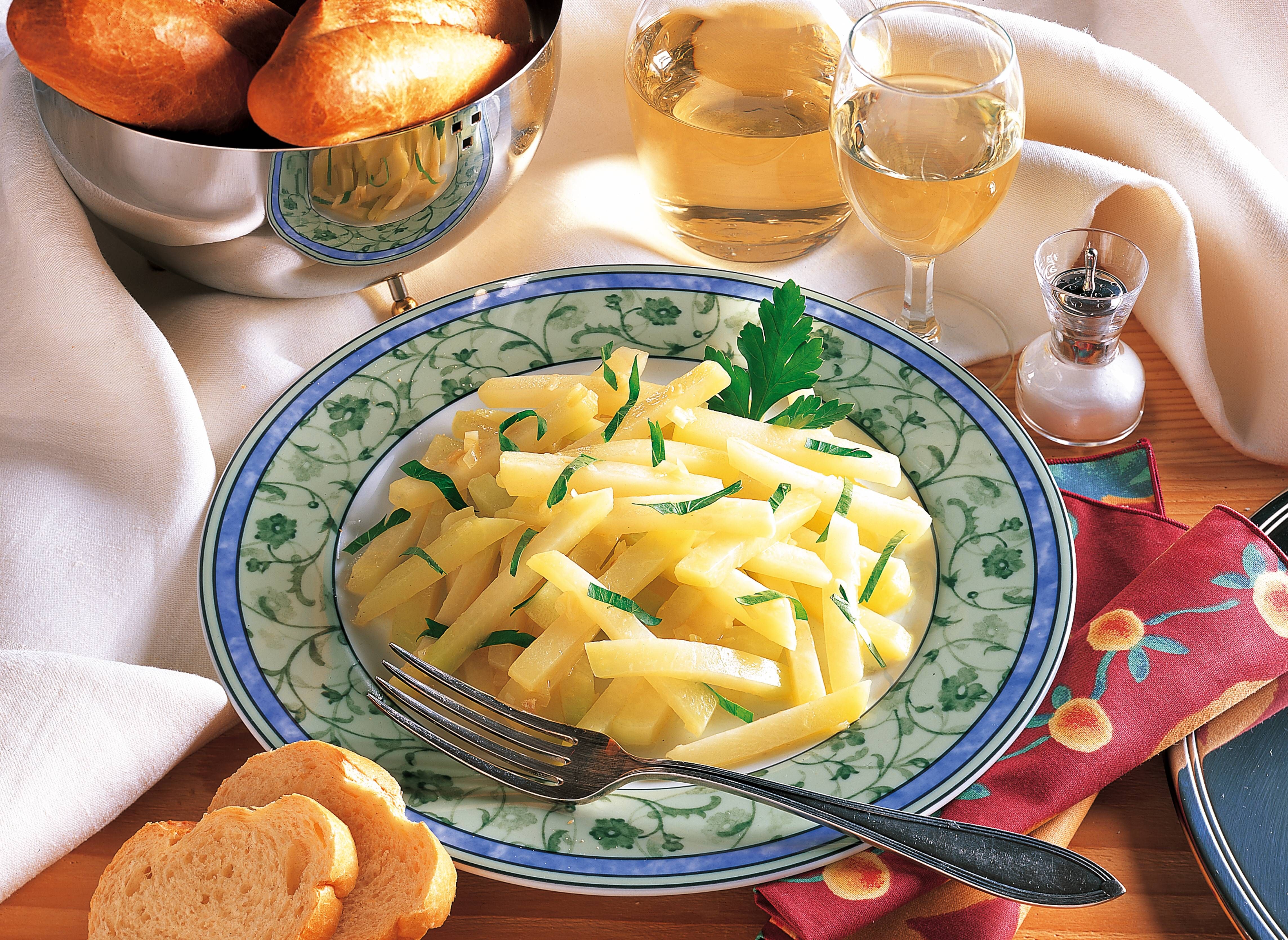 Rezept für Kohlrabi-Gemüse in cremiger Senfsoße: Unschlagbar lecker