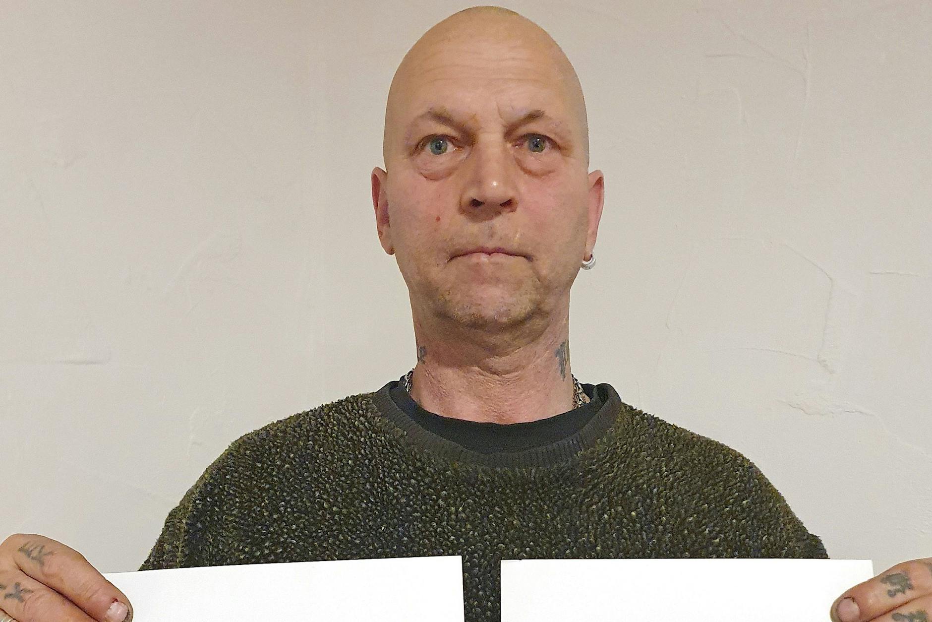 Frank Philipp hat bis heute einige der Akten, in denen Strafen und Arrestzeiten penibel dokumentiert wurden: „Ganz gesund ist man nicht mehr, wenn man da rauskommt“, sagt er über seine Zeit im DDR-Jugendwerkhof Torgau. 