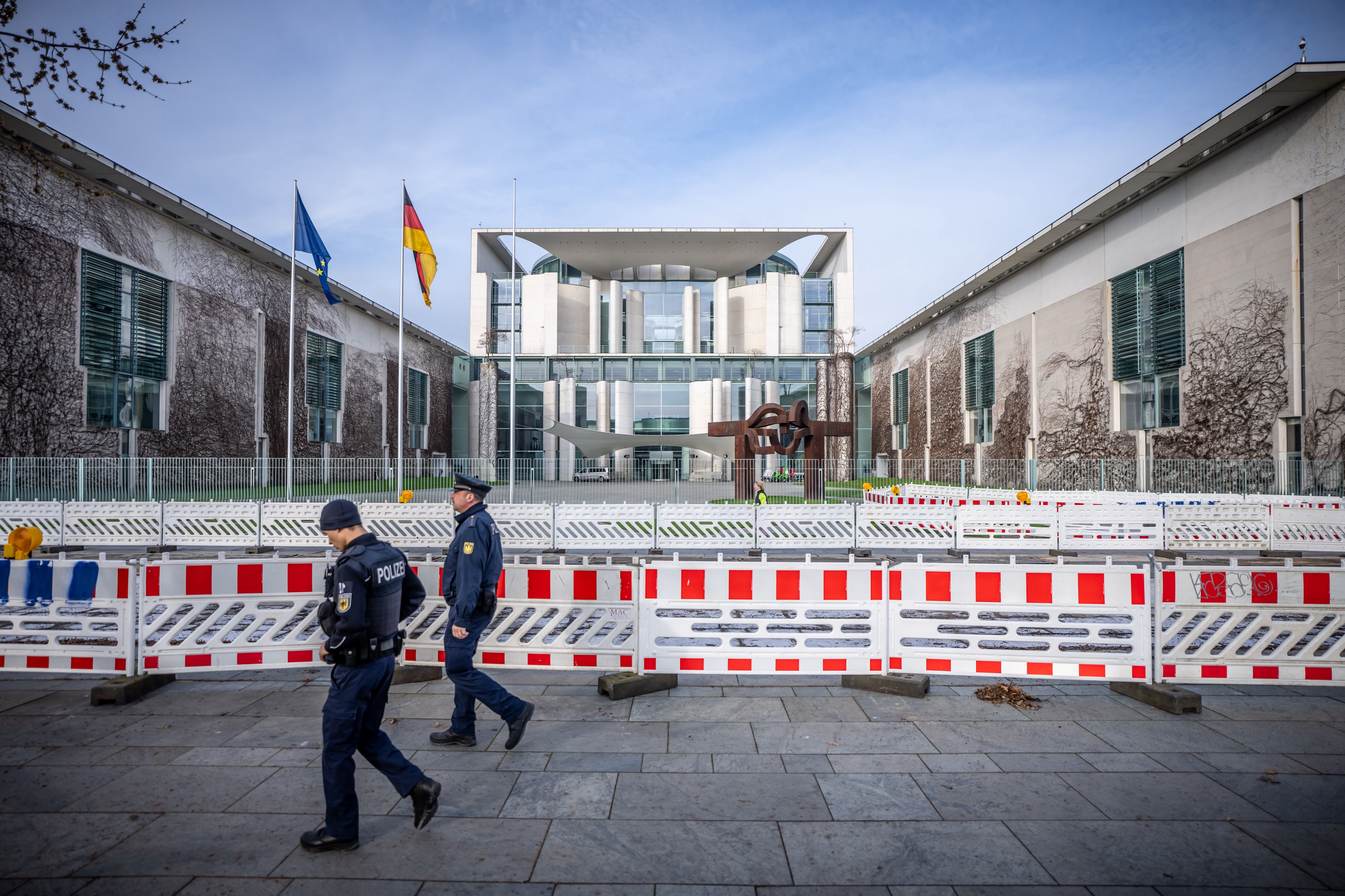 Treffen beim Kanzler: Scholz empfängt Macron und Tusk in Berlin