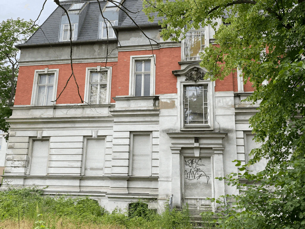Pankow: Villa Schönholz'dan kurtarıldı