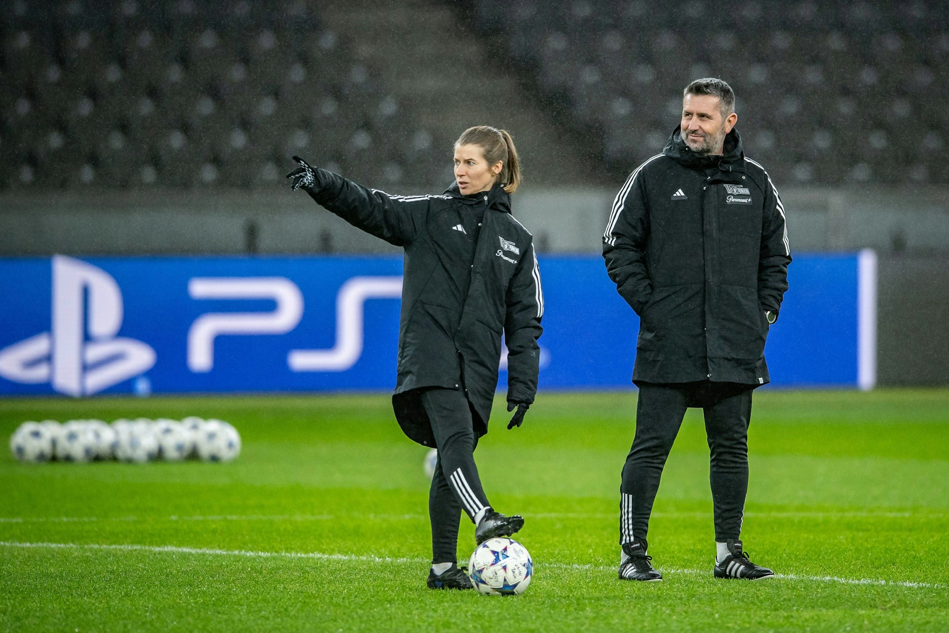 Co-Trainerin Marie-Louise Eta kennt den SV Werder Bremen bestens und hilft Union-Trainer Nenad Bjelica bei der Vorbereitung auf das Duell am Sonnabend.