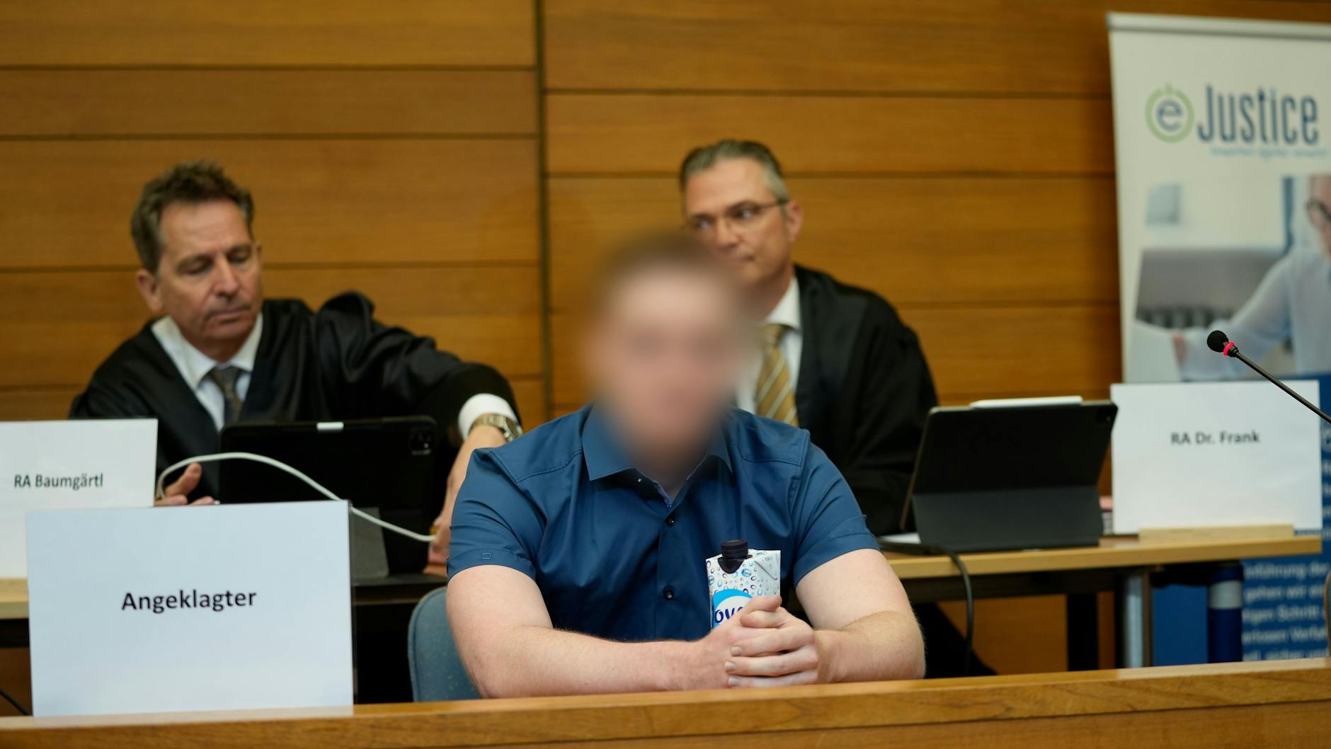 Der Angeklagte im Prozess um die getötete Studentin Hanna schwieg vor Gericht.