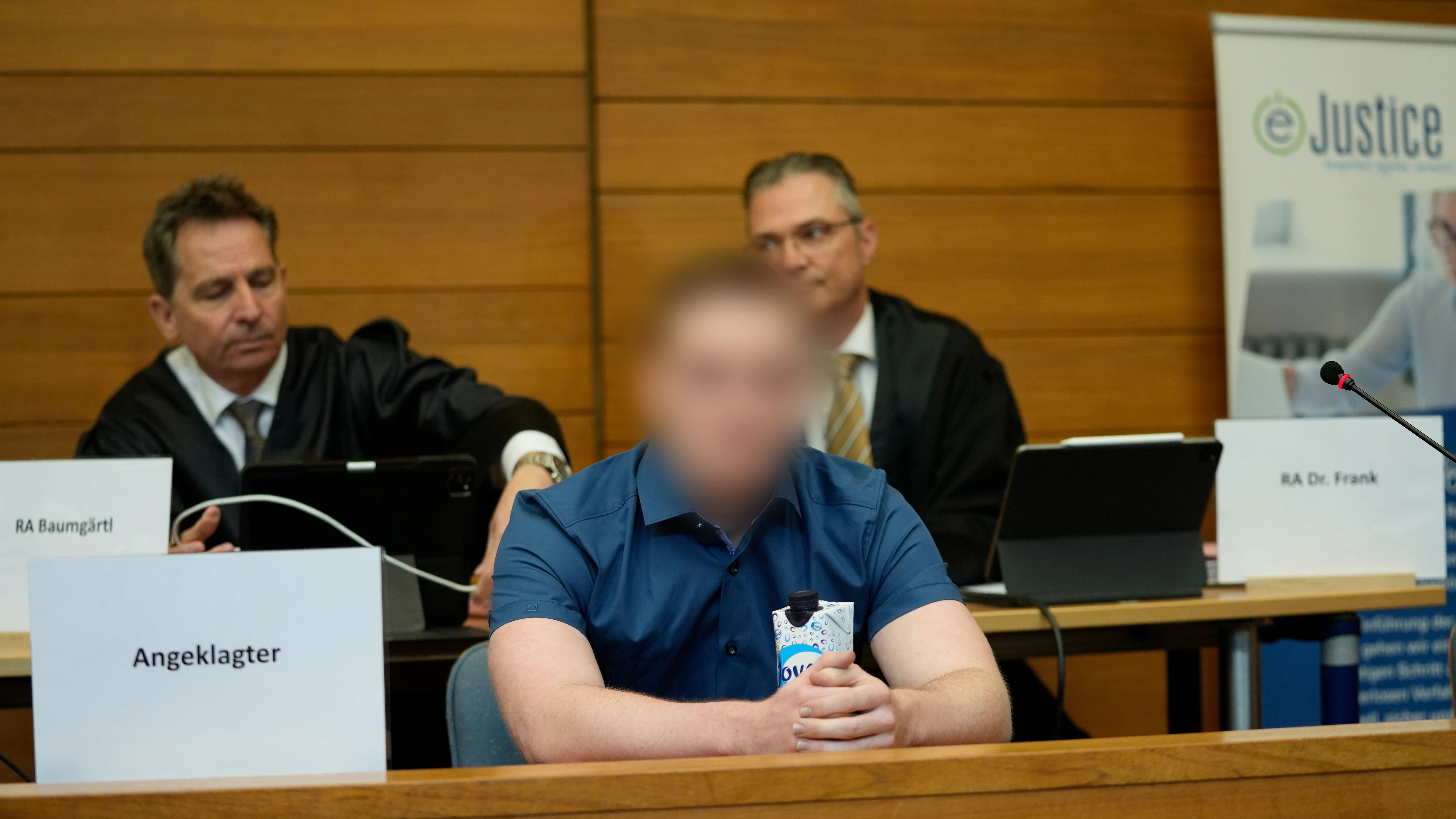Der Angeklagte im Prozess um die getötete Studentin Hanna schwieg vor Gericht. 