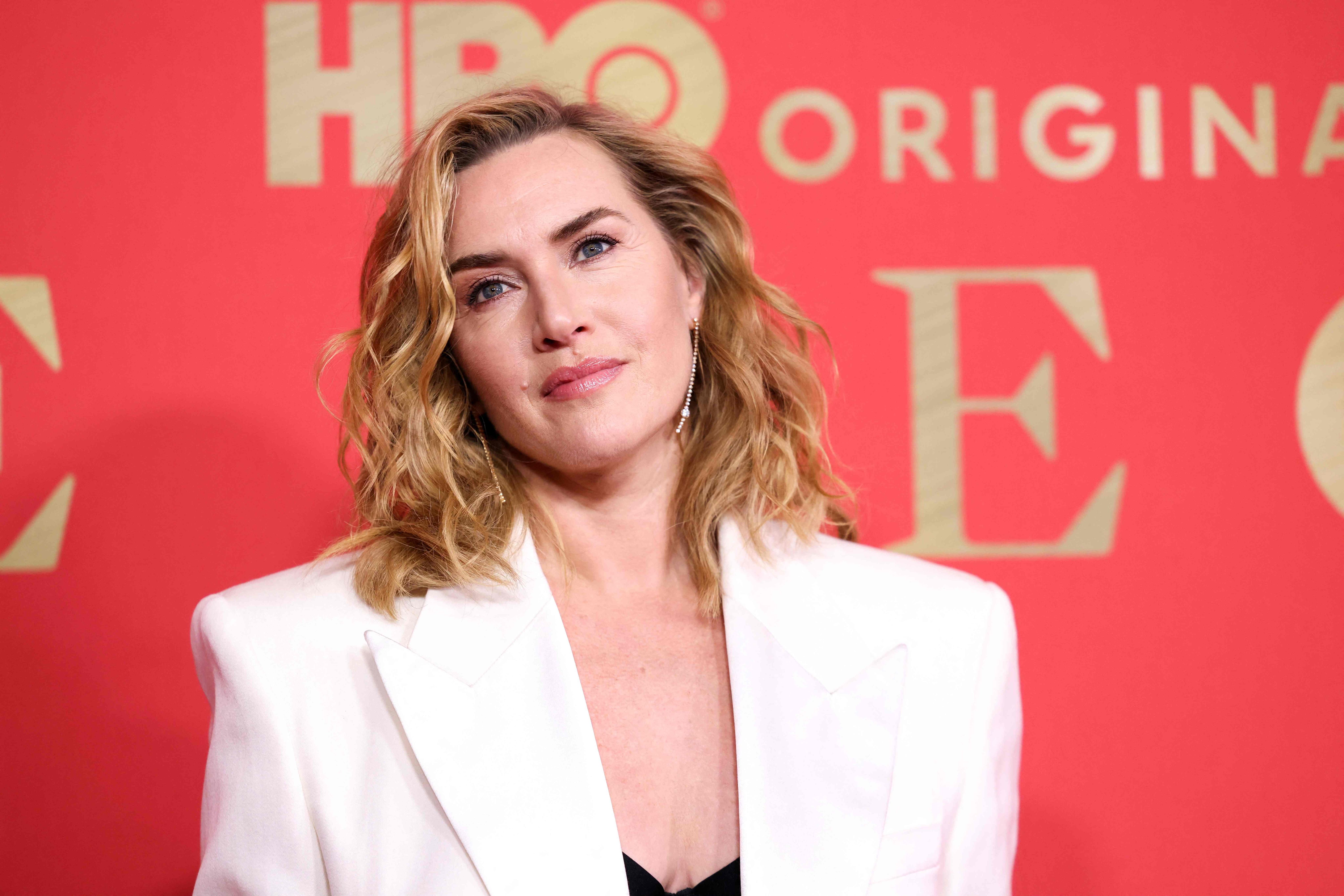 Kate Winslet: Ich hätte bei Nackt-Szenen lieber Beistand gehabt