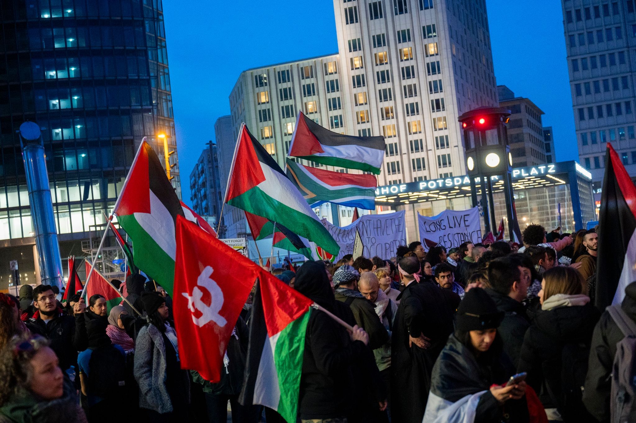 „Antisemiten der Welt“ wollen sich in Berlin versammeln – Senat prüft Verbot