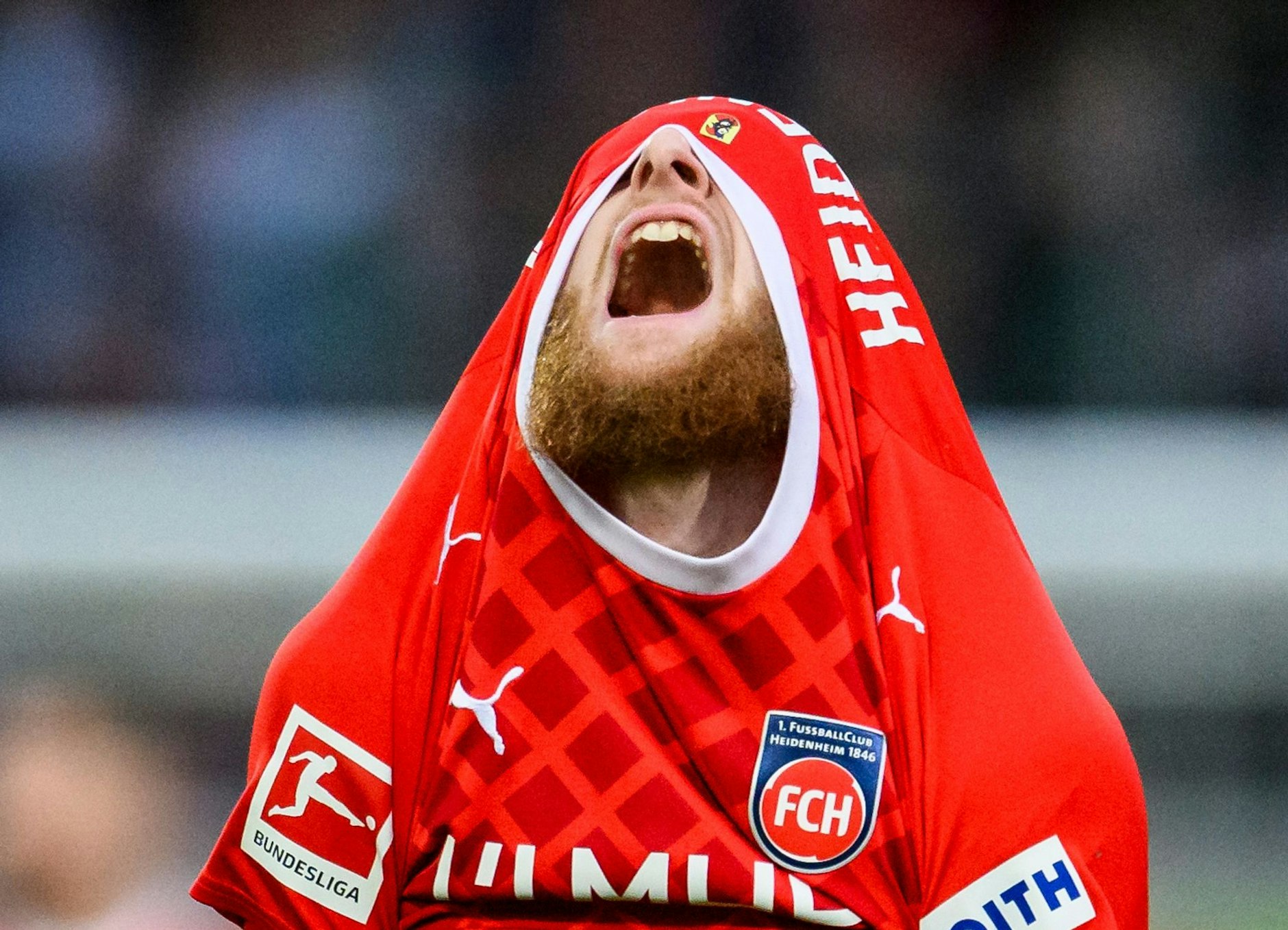 dpatopbilder - Heidenheims Jan-Niklas reagiert nach dem Spiel gegen Borussia Mönchengladbach in der heimischen Voith-Arena. Der Aufsteiger kam nach Rückstand zurück und glich aus, der Siegtreffer gelang aber nicht mehr.  