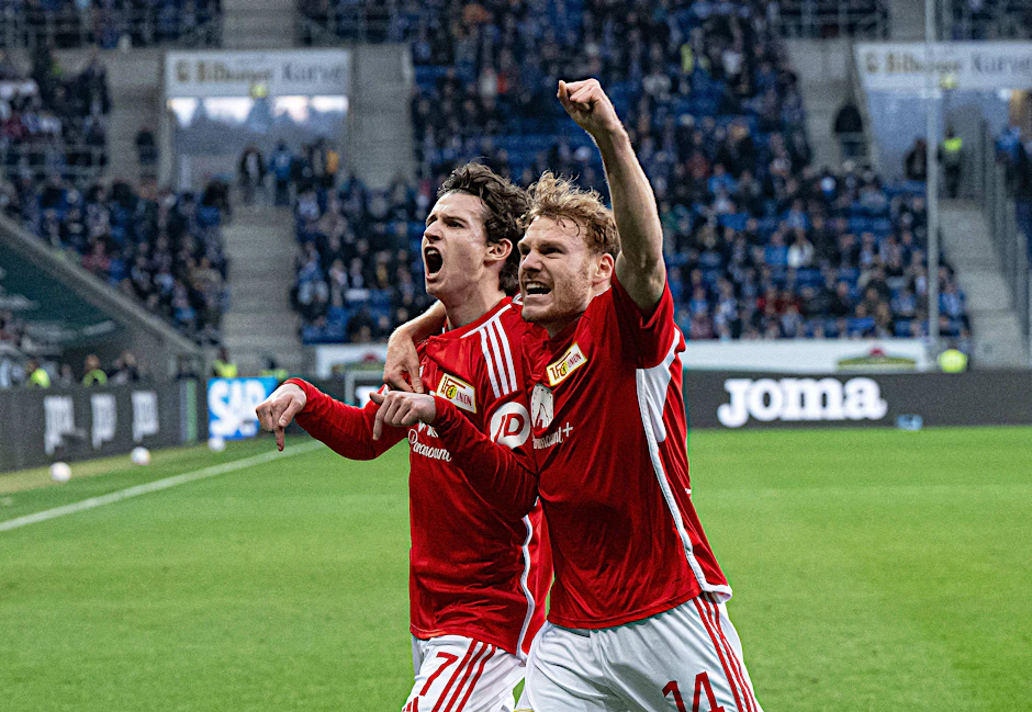 Verstehen sich prächtig und wollen in Frankfurt wieder gemeinsam für den 1. FC Union jubeln: Brenden Aaronson (l.) und Yorbe Vertessen (beide 23)