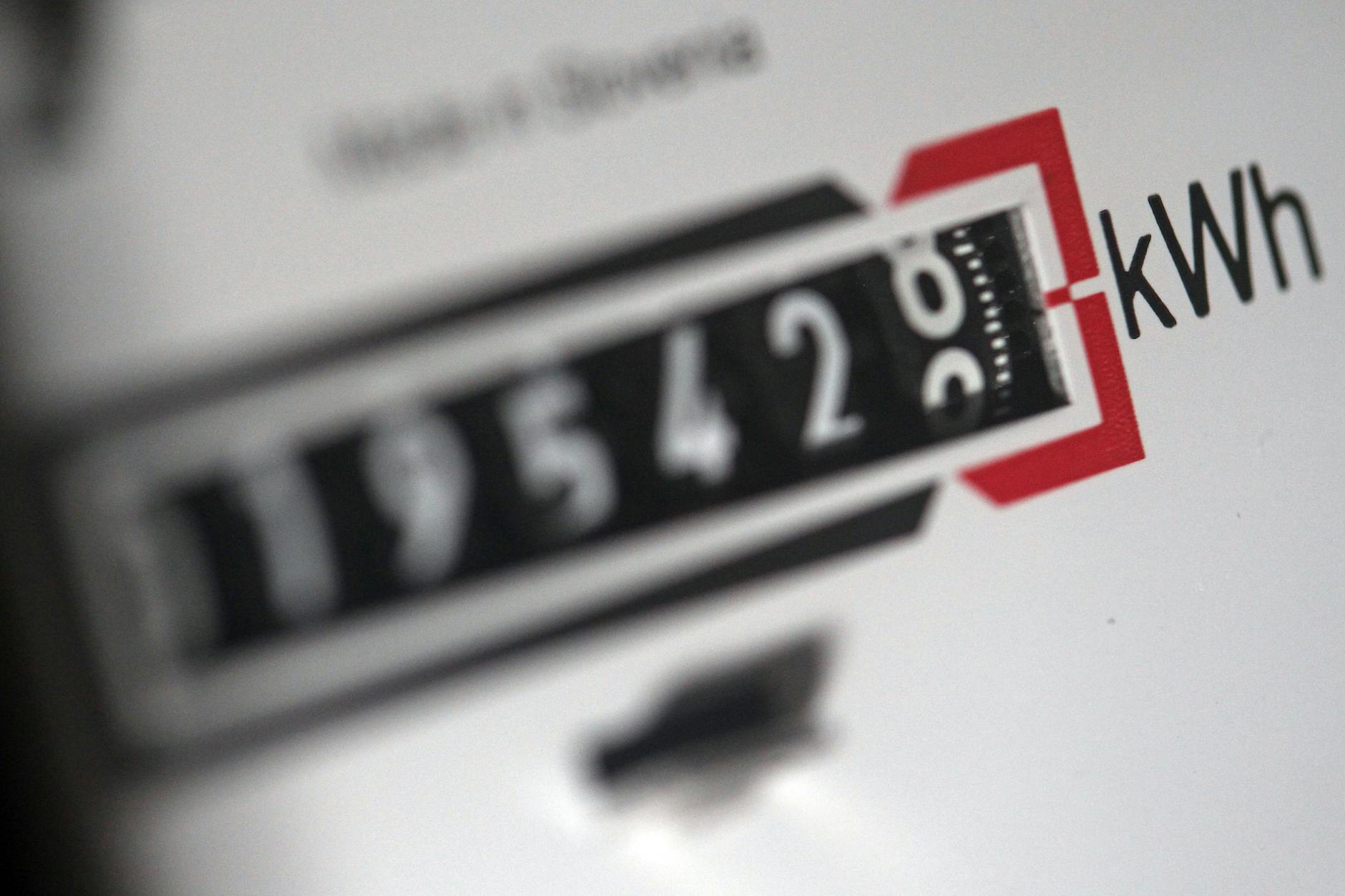 Zwei Stromanbieter haben unzulässig ihre Preise erhöht. Es kam zur außergerichtlichen Einigung mit der Verbraucherzentrale.