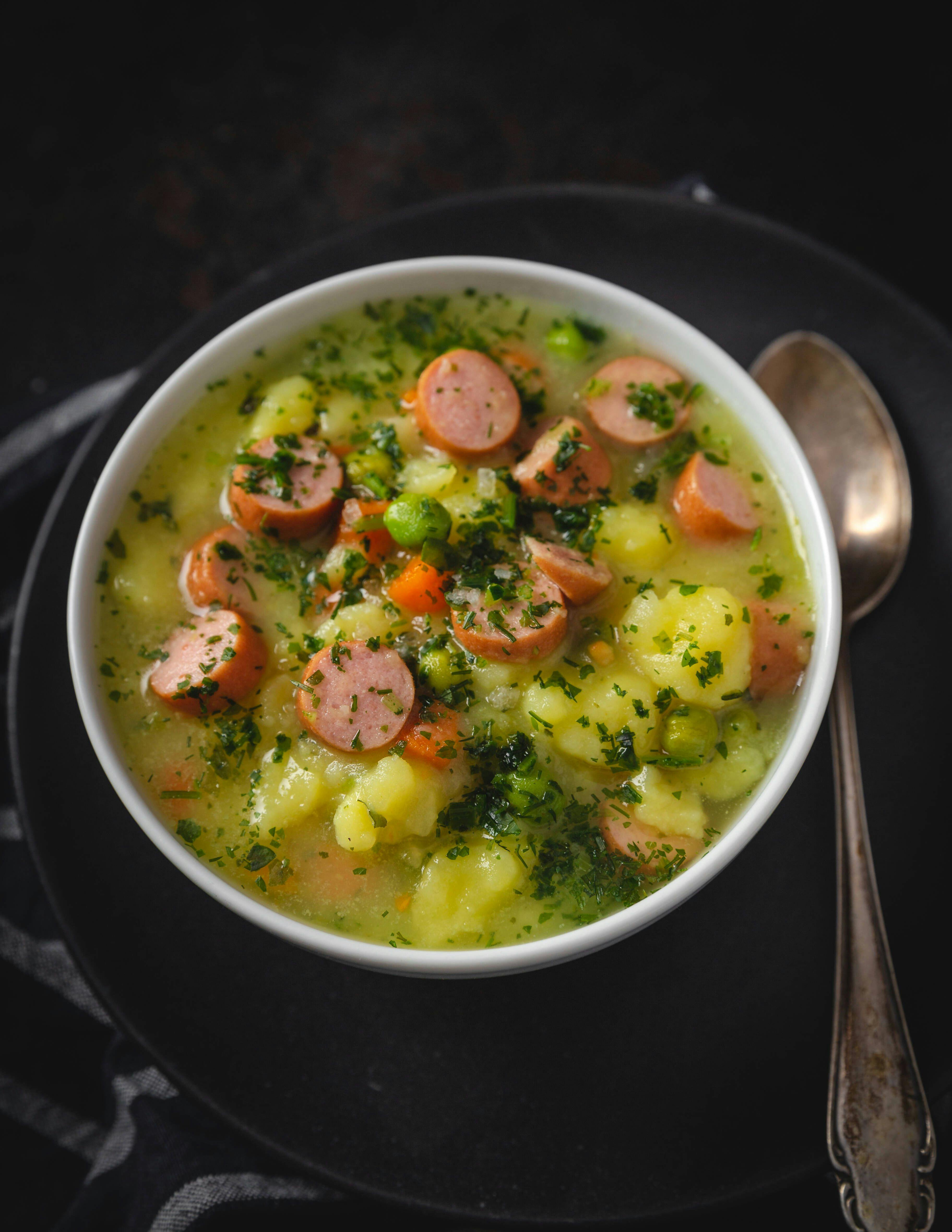 Nach Omas Rezept: Die beste Kartoffelsuppe der Welt Nach Omas Rezept: Die beste Kartoffelsuppe der Welt