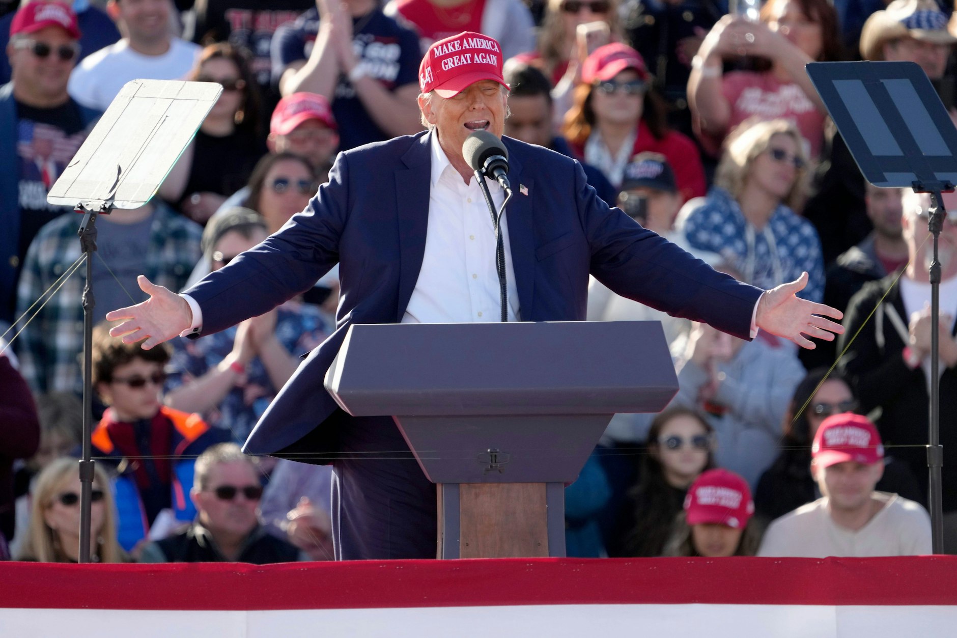 Trump hat für den Fall seiner Wiederwahl unlängst einen härteren Kurs gegen chinesische Produkte angeküdigt.