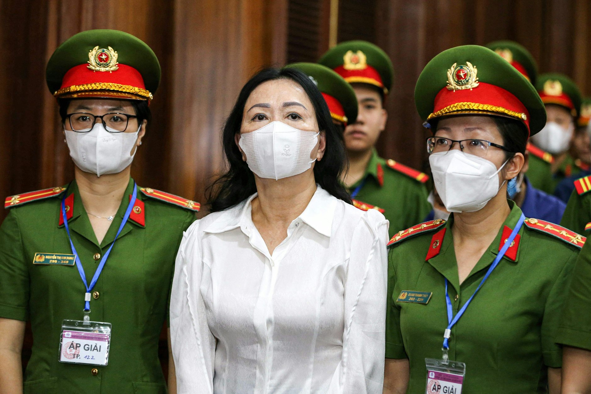 Die Angeklagte Truong My Lan bei Prozessbeginn am 5. März im Gericht in Ho-Chi-Minh-Stadt.