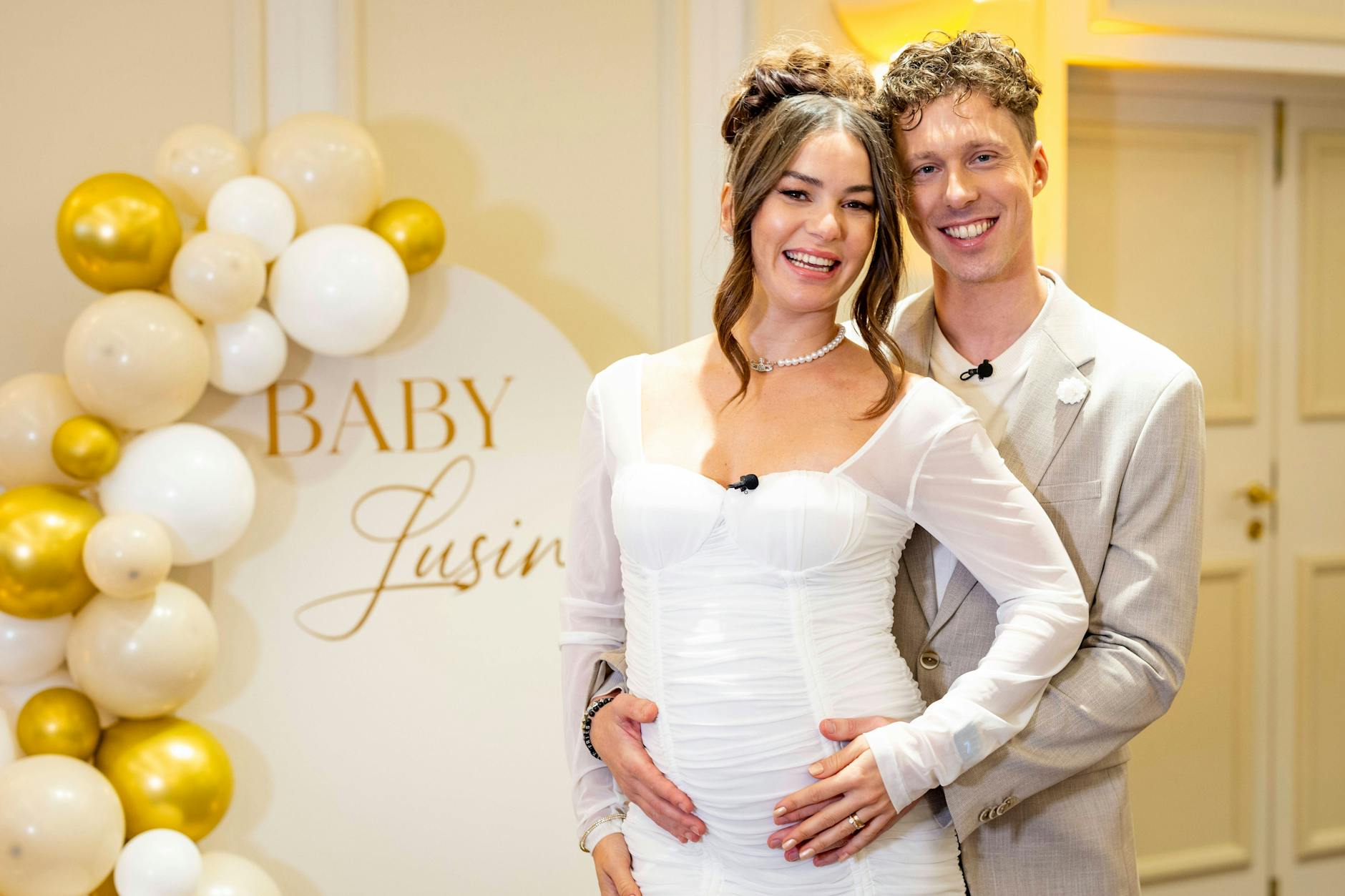 Renata und Valentin Lusin erwarten eine Tochter.
