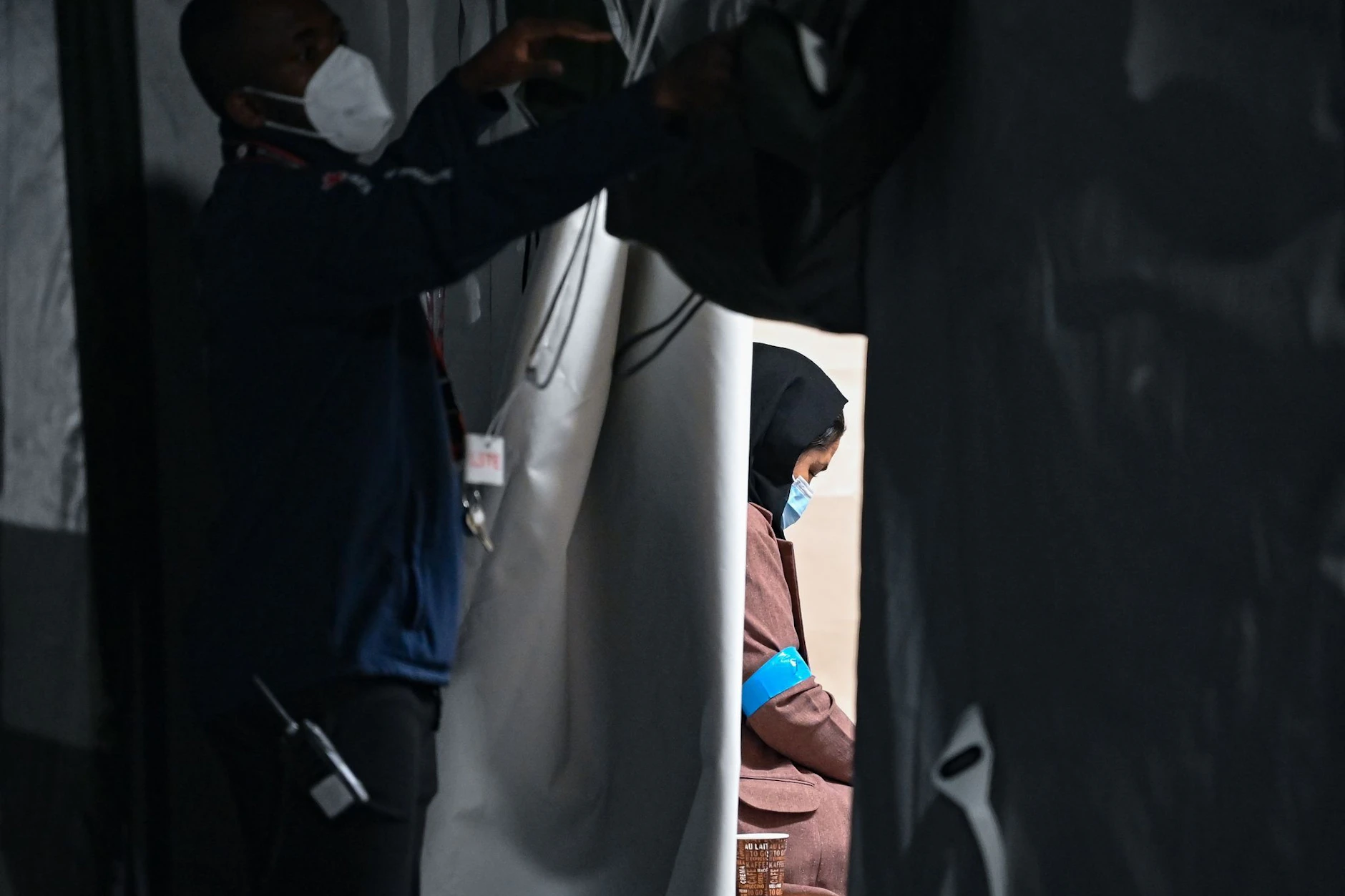 Angehörige von afghanischen Ortskräften werden in Berlin generell auf dem Gelände der Flüchtlingsunterkunft in Tegel registriert.&nbsp;