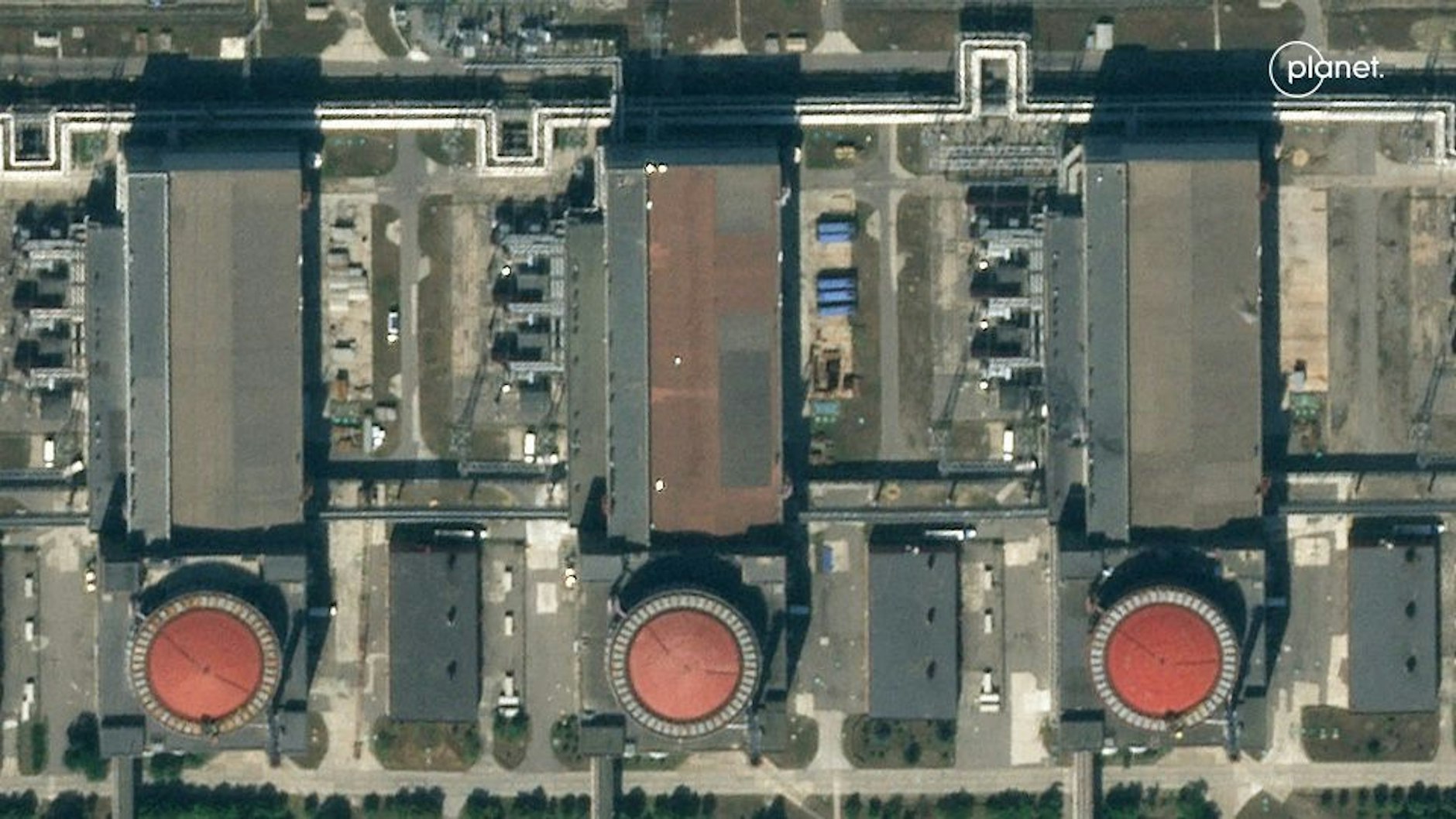 Durch die Angriffe ist auch die Stromversorgung des von Russland besetzten Akw Saporischschja beschädigt worden, da es von der Ukraine aus mit Strom versorgt wird.