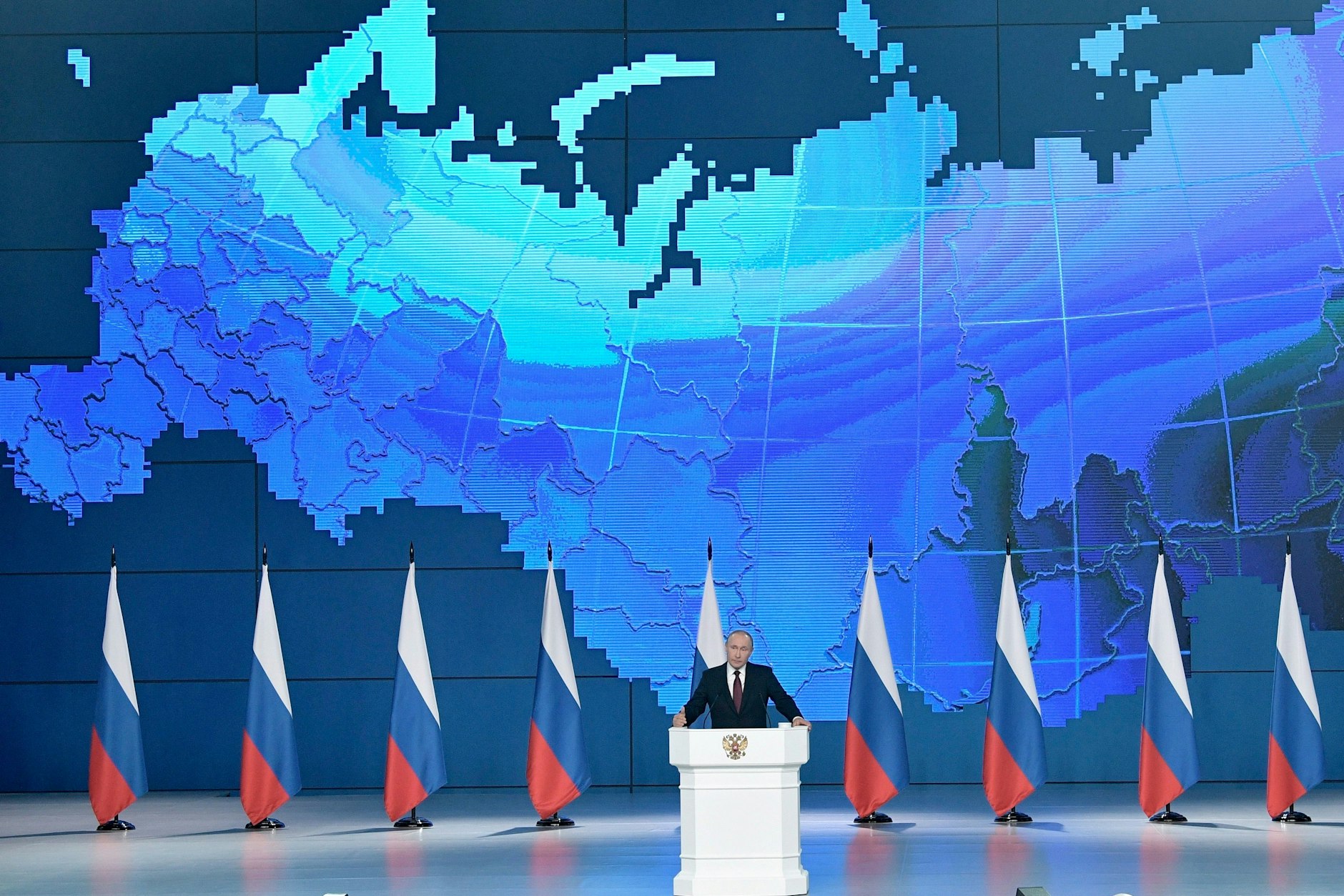 Dem russischen Präsidenten Wladimir Putin war die Nato-Osterweiterung immer ein Dorn im Auge. Er fordert den Rückbau westlich-militärischer Infrastruktur.