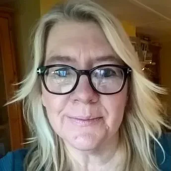 Rachel Hearson arbeitete rund 40 Jahre lang als Hebamme und Gesundheitsberaterin.