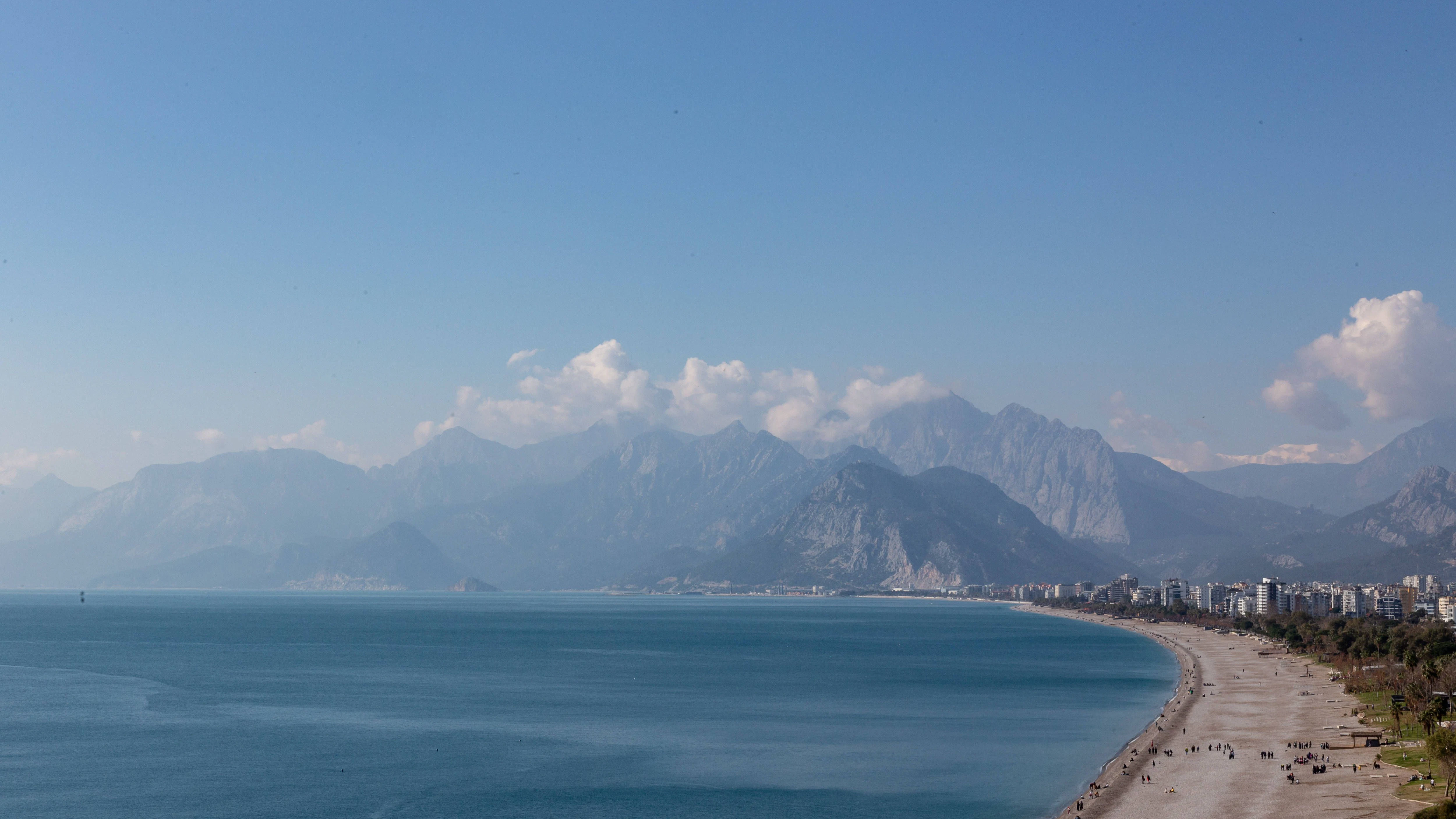 ... gegen das sonnige Antalya in der Türkei.