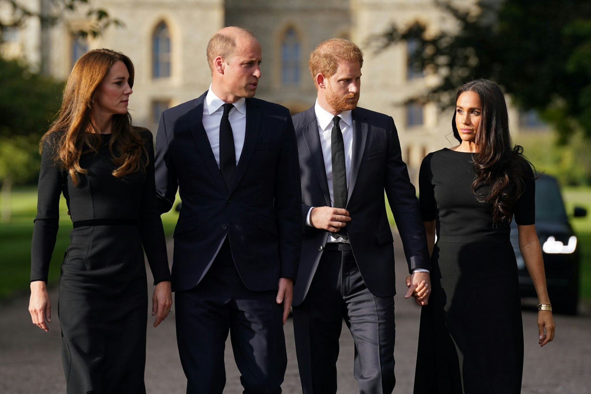 Ist die royale Familie nun völlig zerbrochen? Hier: Kate und William (links) und Harry und Meghan.