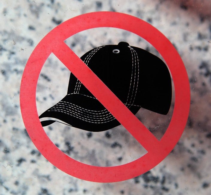 Schulamt will Lehrer Tragen von Basecap verbieten