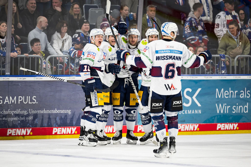 3:1 in Mannheim! Eisbären fehlt nur noch ein Sieg fürs Halbfinale