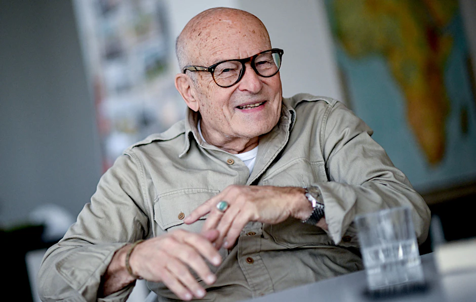 Regisseur Volker Schlöndorff in seinem Haus in Potsdam-Babelsberg: Am Ostersonntag feiert er seinen 85. Geburtstag – ganz unspektakulär.