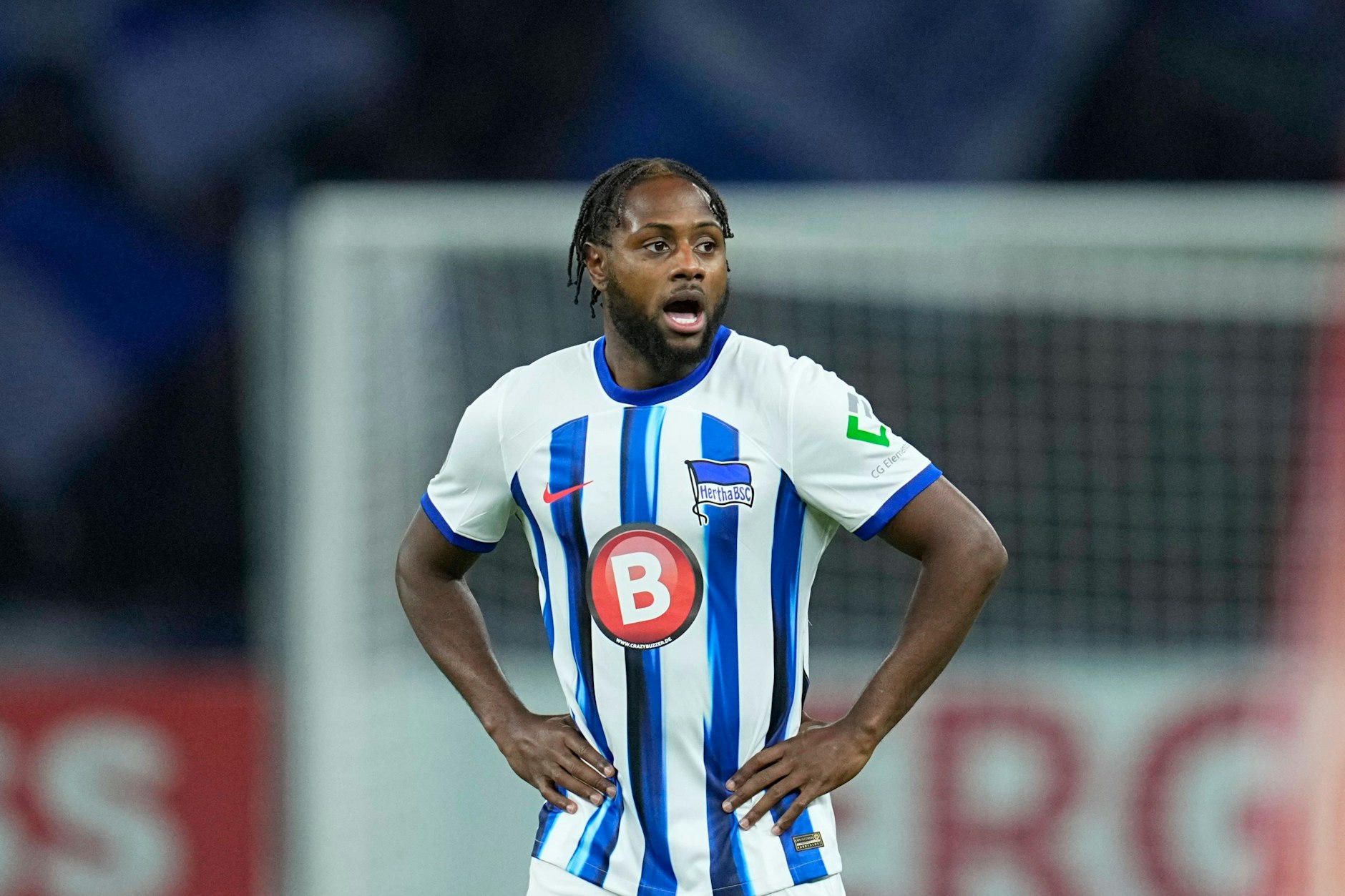 Staunte regelmäßig über das Chaos bei Hertha BSC: Verteidiger Deyo Zeefuik (26) verabschiedet sich im Sommer aus Berlin.