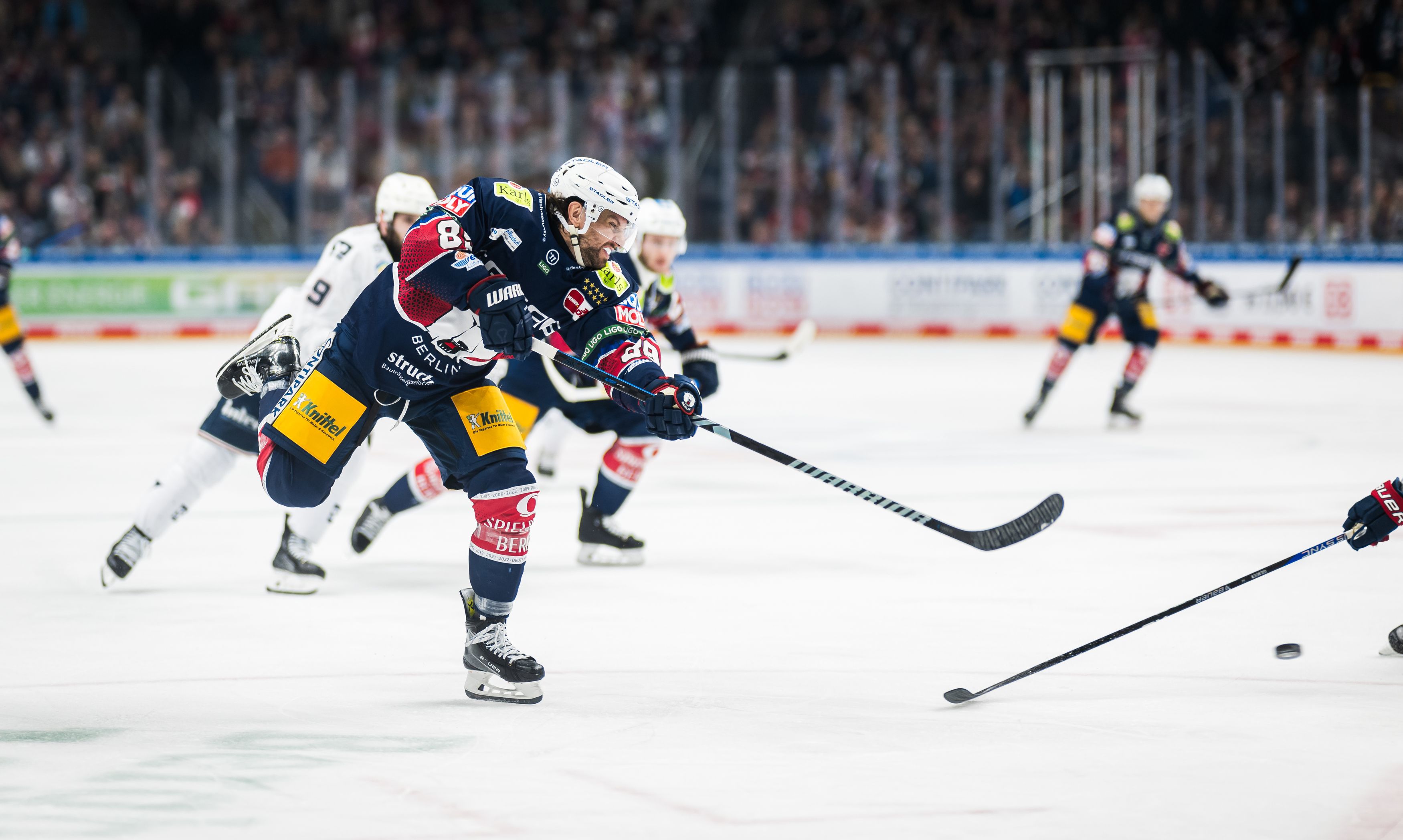 Image - Eisbären Berlin kämpfen sich gegen Adler Mannheim ins Halbfinale