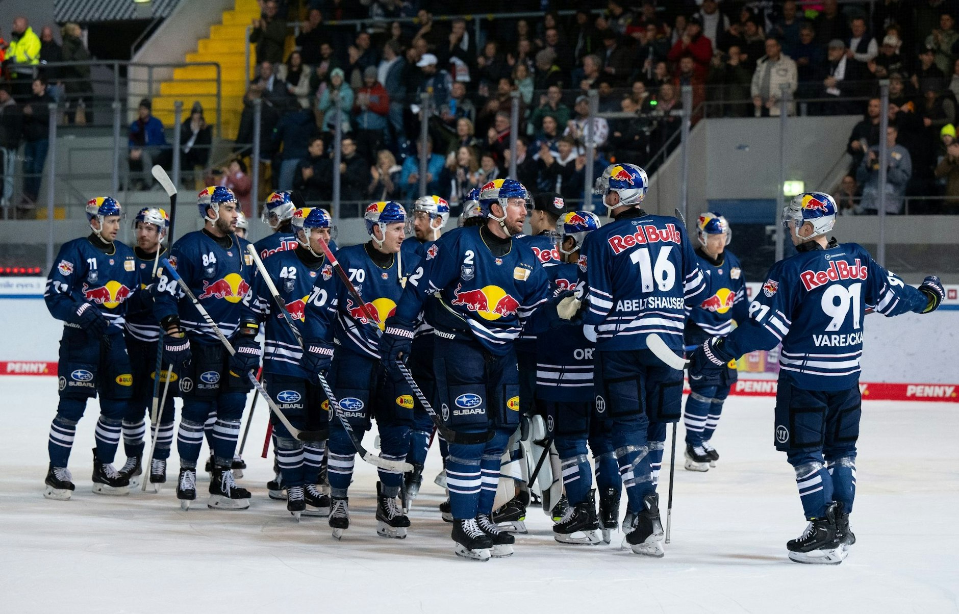 Red Bull München ist in den DEL-Playoffs auf Kurs.  