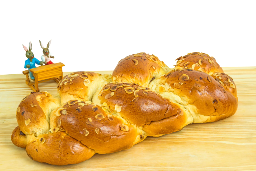 Osterzopf einfach selber backen! Ganz leicht mit diesem Rezept