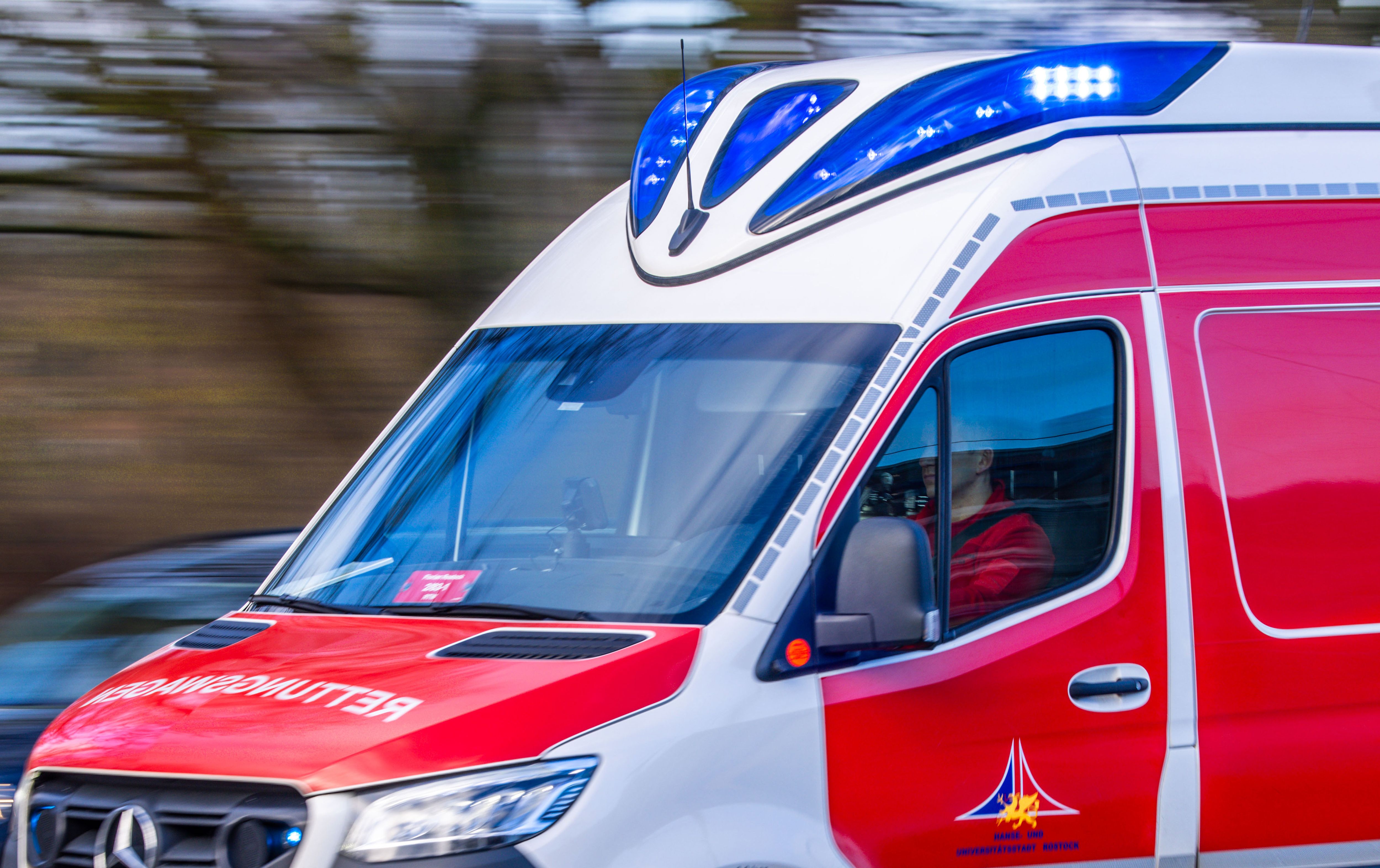 Mädchen (8) wird in Hotelpool in Rohr gesaugt und ertrinkt