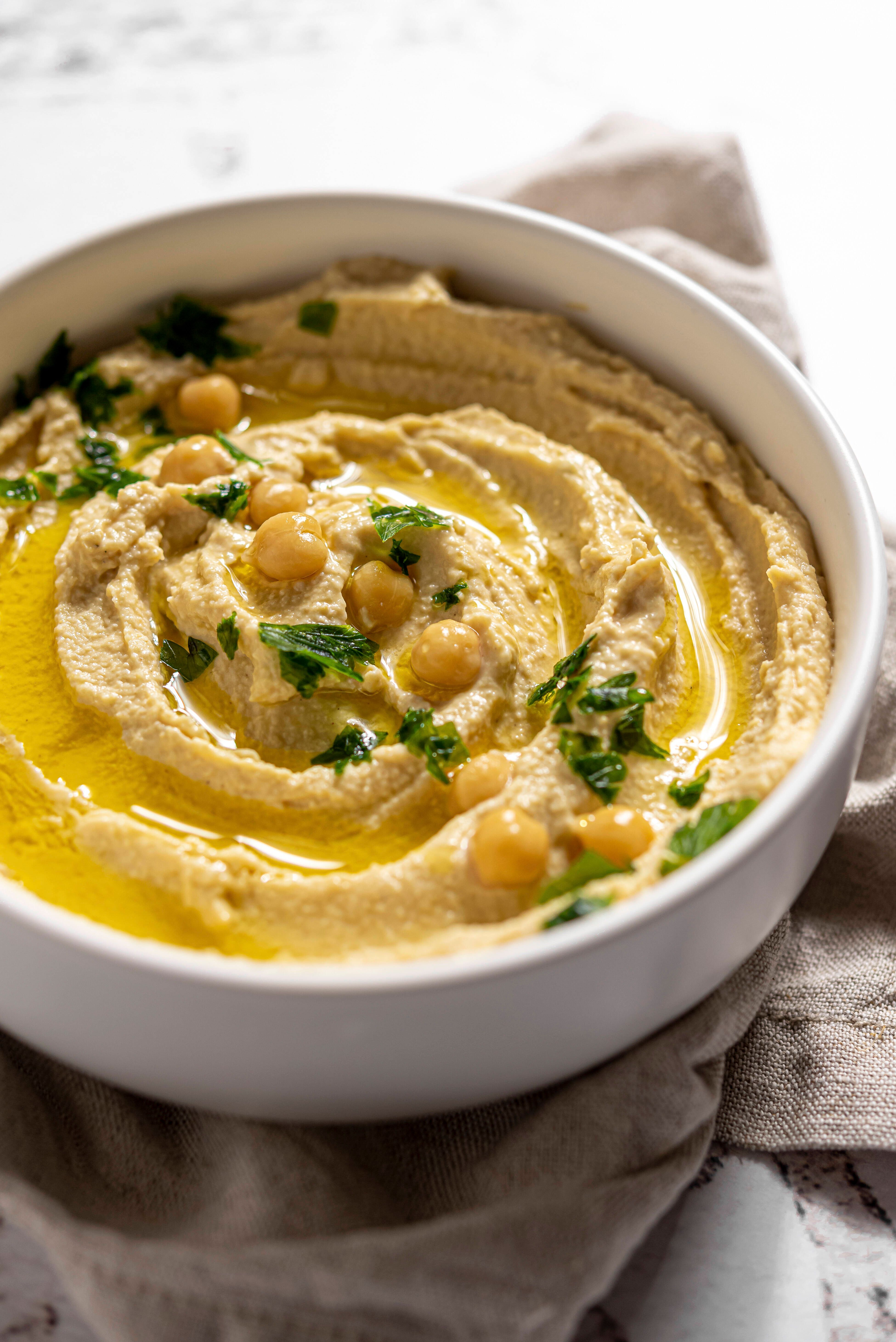 Rezept für ultimativen ehrlichen Hummus – in nur 15 Minuten!