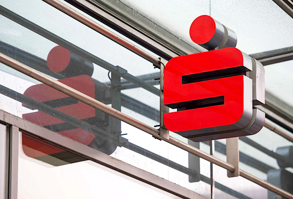 Die Sparkasse warnt ihre Kunden vor Betrügern.&nbsp;